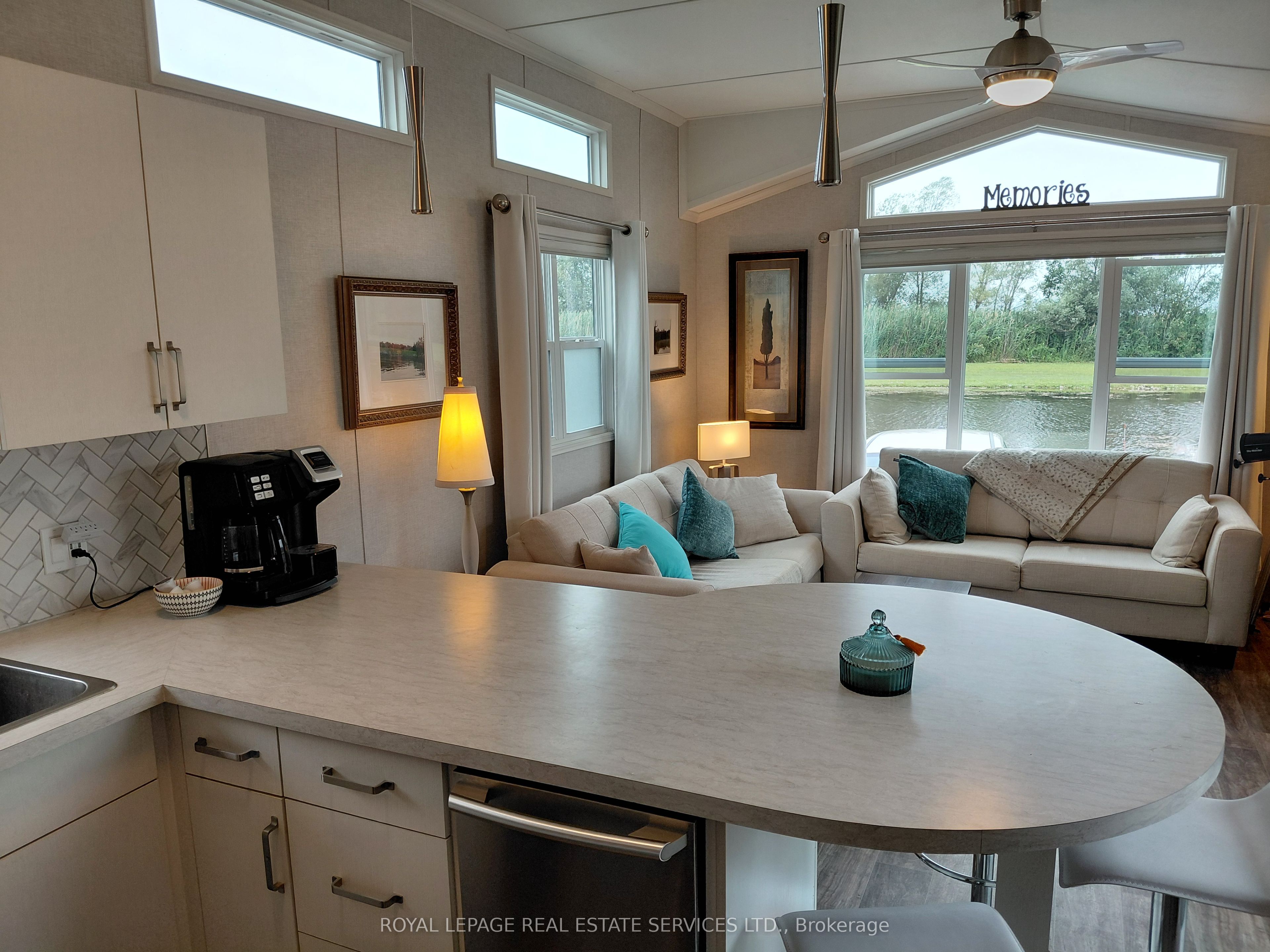 225 Platten Boulevard, Scugog, ON L9L 1B4 photo 5