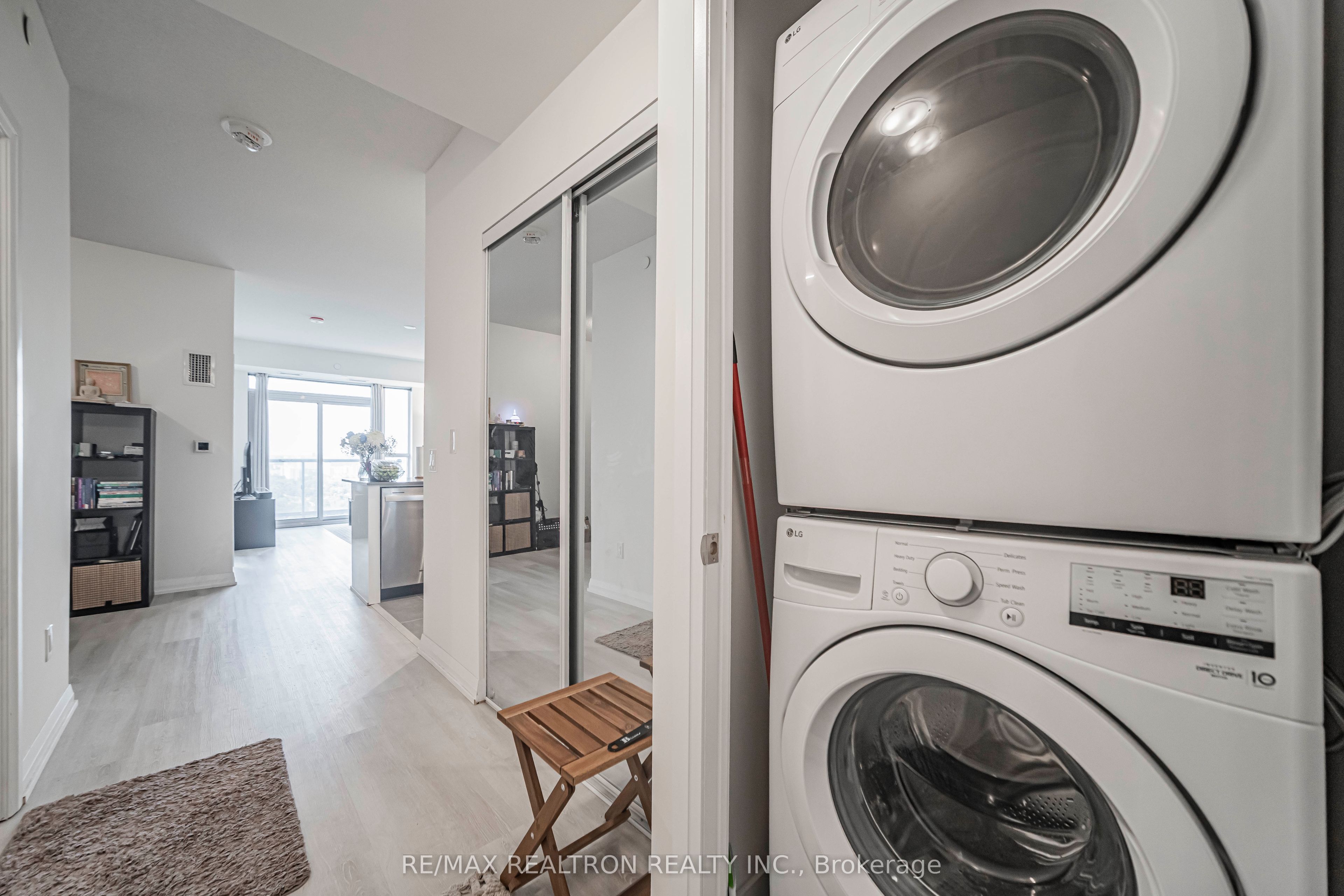3260 SHEPPARD Avenue E 2203, Toronto, ON M1T 3K3 photo 5