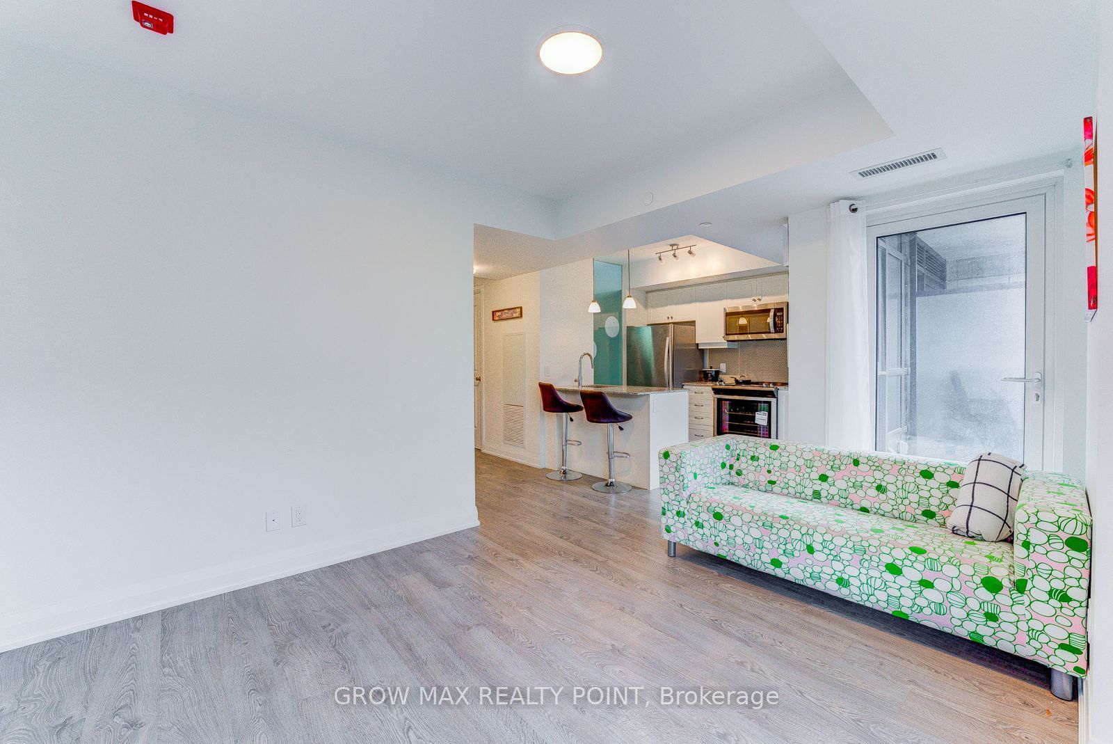 1400 Kingston Road 408, Toronto, ON M1N 0C2 photo 5