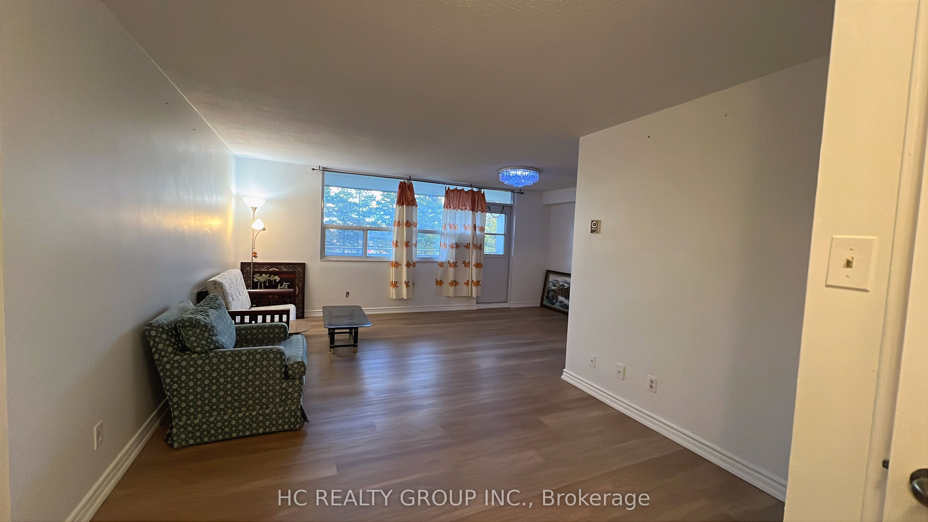 2550 Pharmacy Avenue 210, Toronto, ON M1W 1H9 photo 3