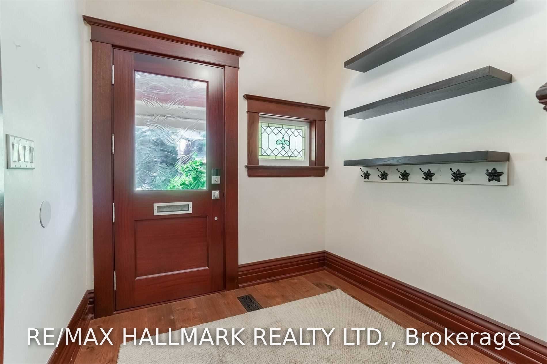 59 Hambly Avenue, Toronto, ON M4E 2R5 photo 5