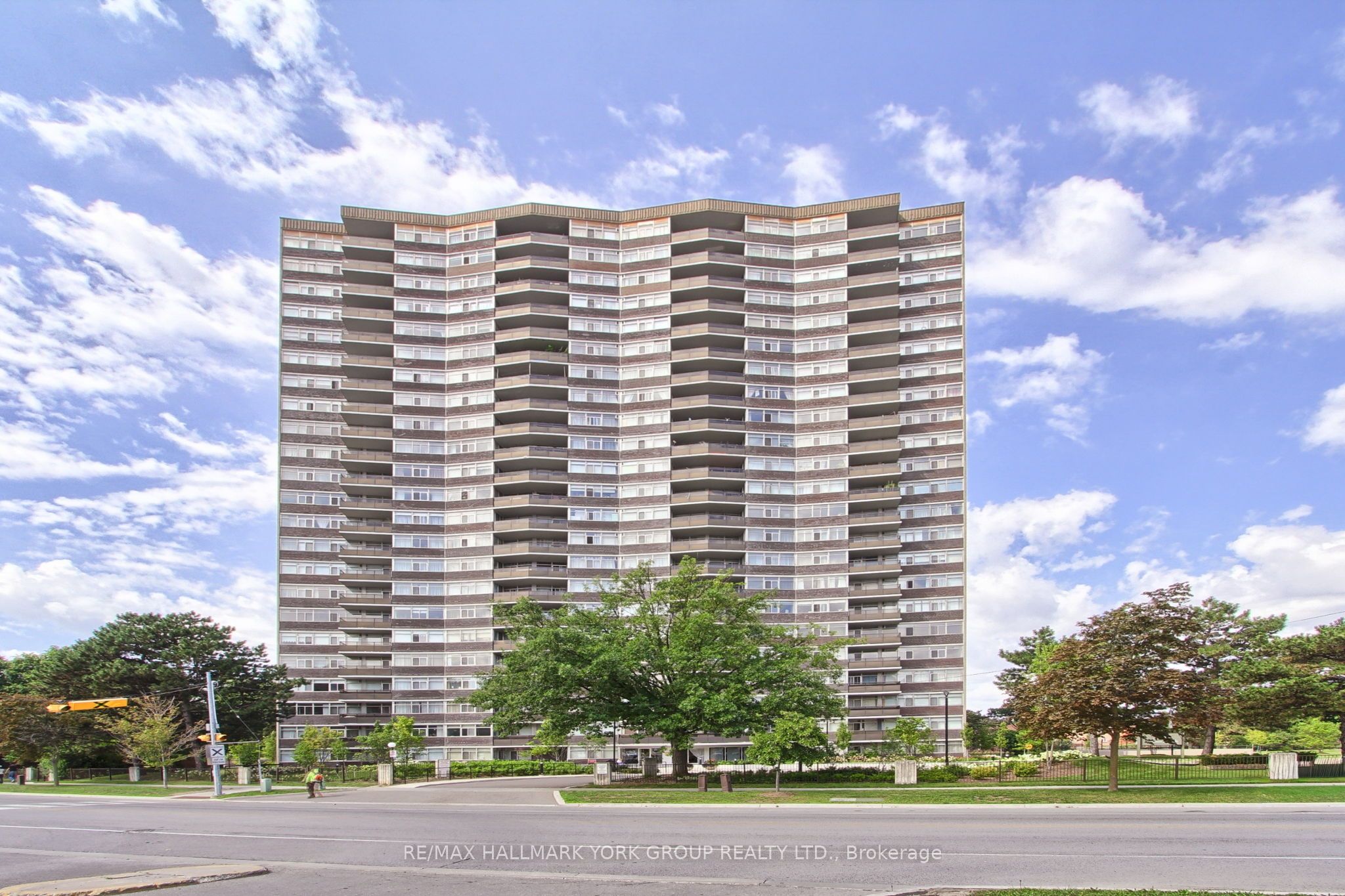 3151 Bridletowne Circle 2208, Toronto, ON M1W 2T1