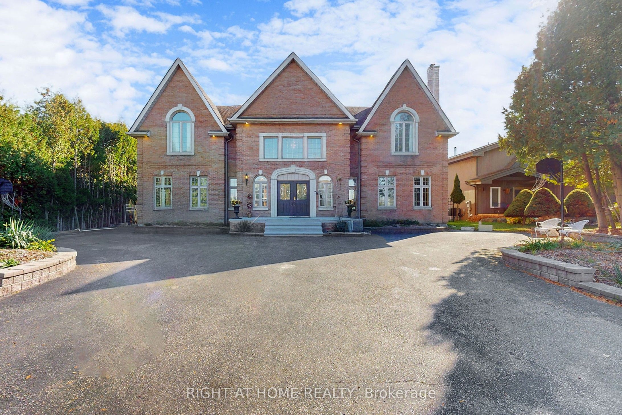 26 Ontoro Boulevard, Ajax, ON L1Z 1X6 photo 5