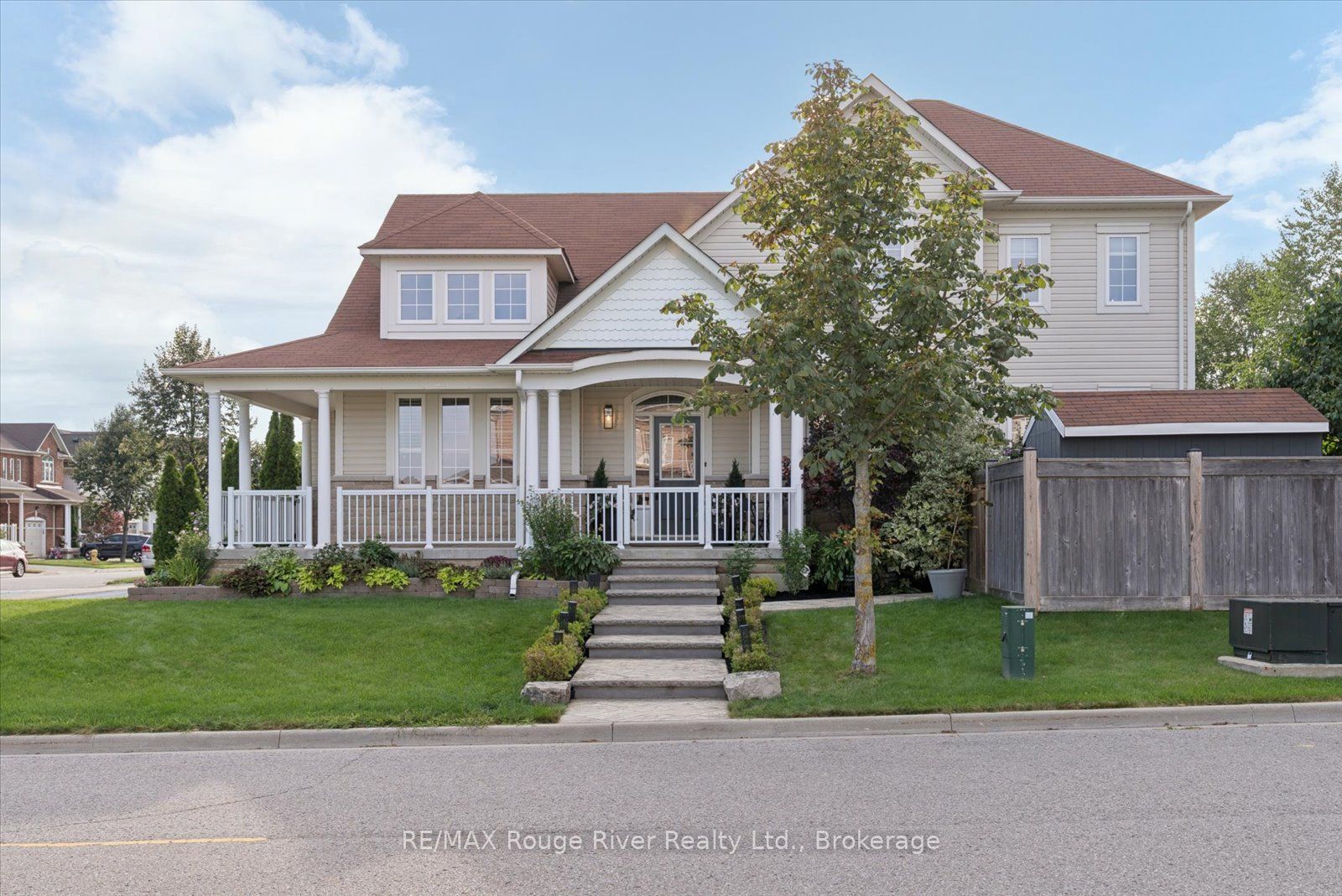 14 Chiswick Avenue, Whitby, ON L1M 0E1 photo 4