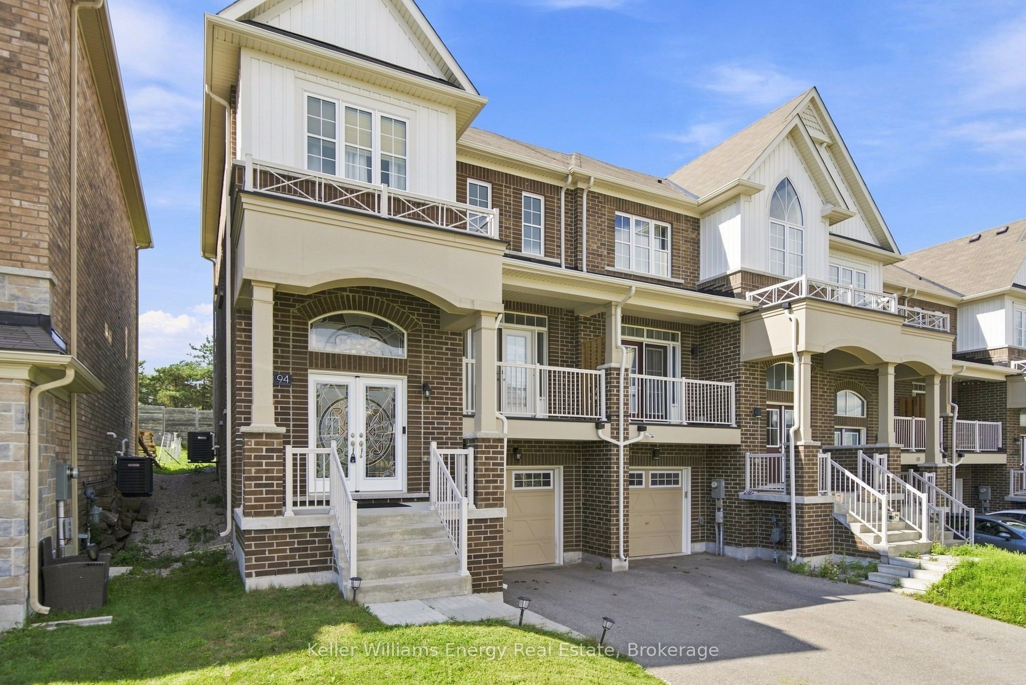 94 Elephant Hill Drive, Clarington, ON L1C 0V8 photo 2