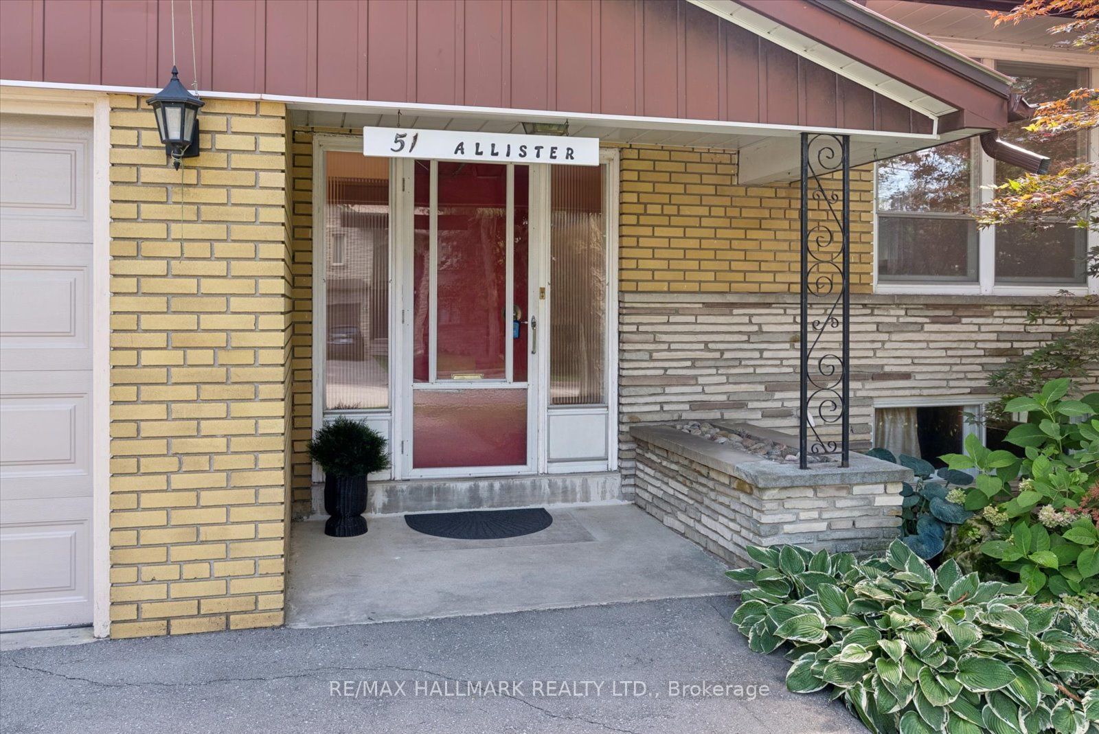 51 Allister Avenue, Toronto, ON M1M 3L2 photo 5