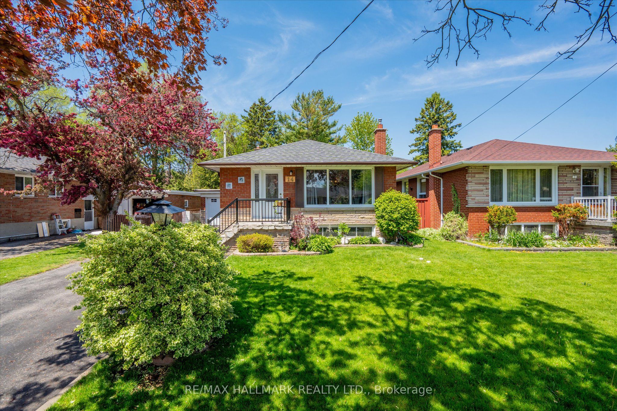 14 Fintona Avenue, Toronto, ON M1E 1V3