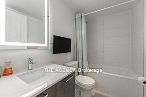 2301 Danforth Avenue 320, Toronto, ON M4C 1K5 photo 5