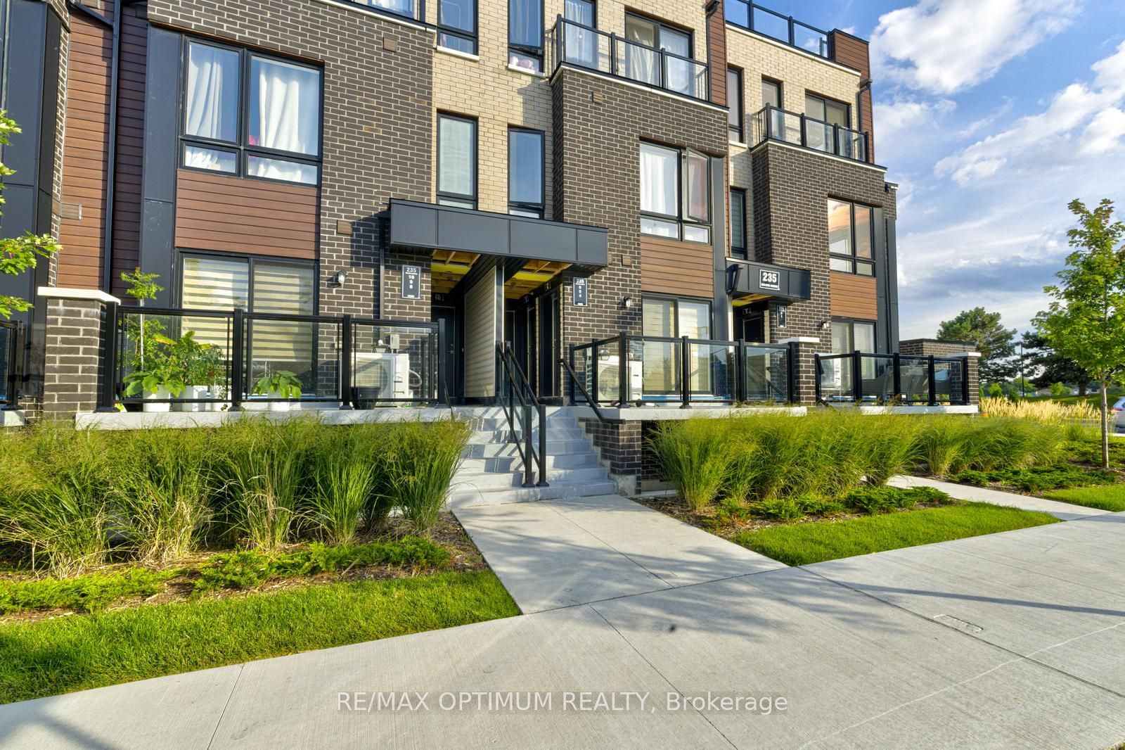 235 Mclevin Avenue 4, Toronto, ON M1B 0E8 photo 3