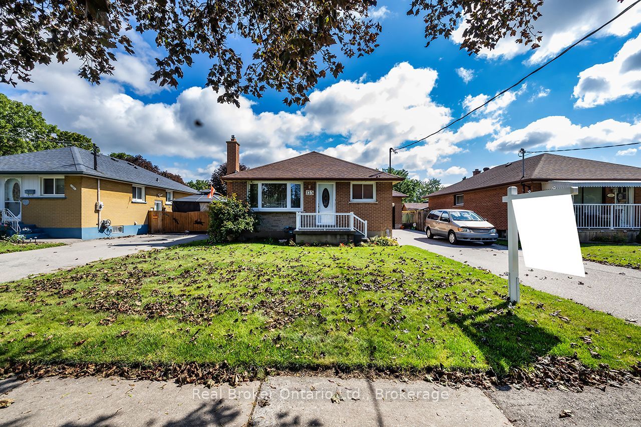 125 Baldwin Street, Oshawa, ON L1H 6G9 photo 2
