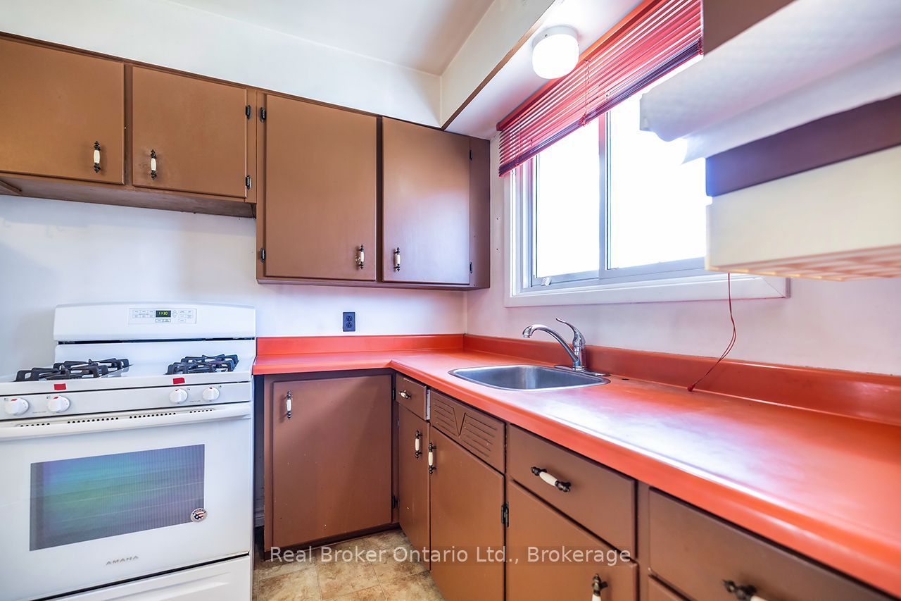 125 Baldwin Street, Oshawa, ON L1H 6G9 photo 5