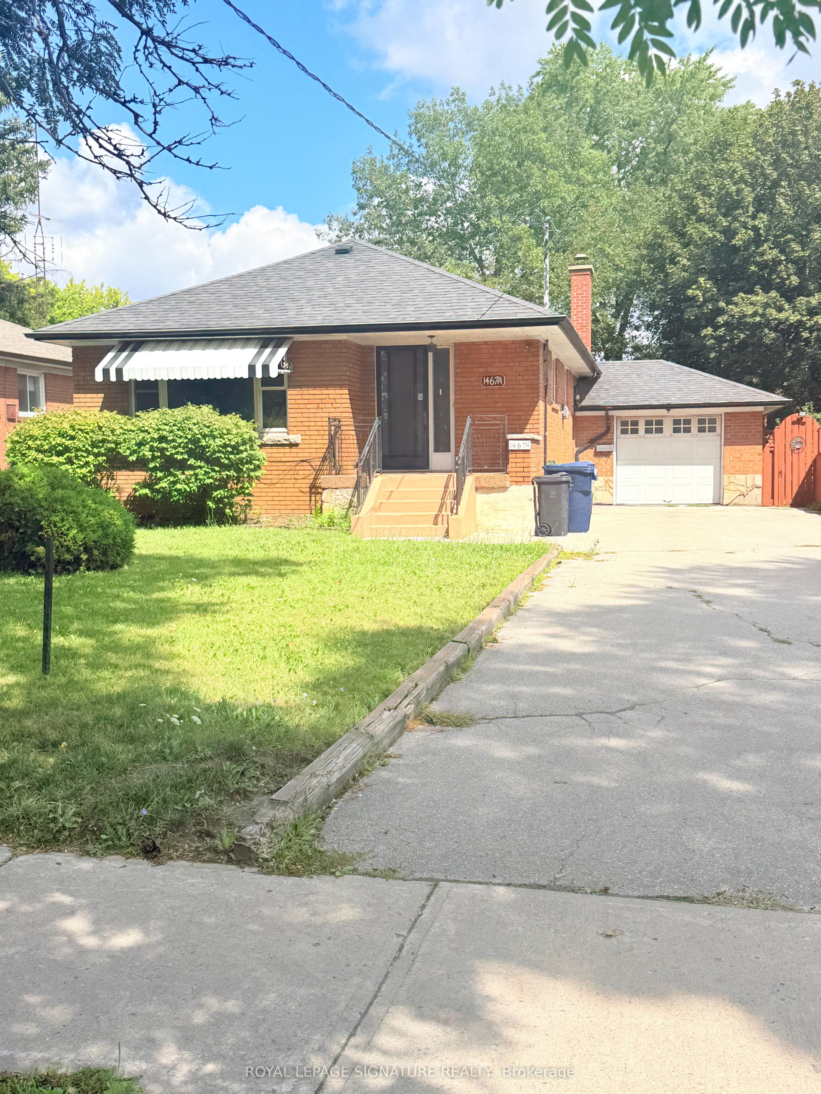 1467A Birchmount Road, Toronto, ON M1P 2G4