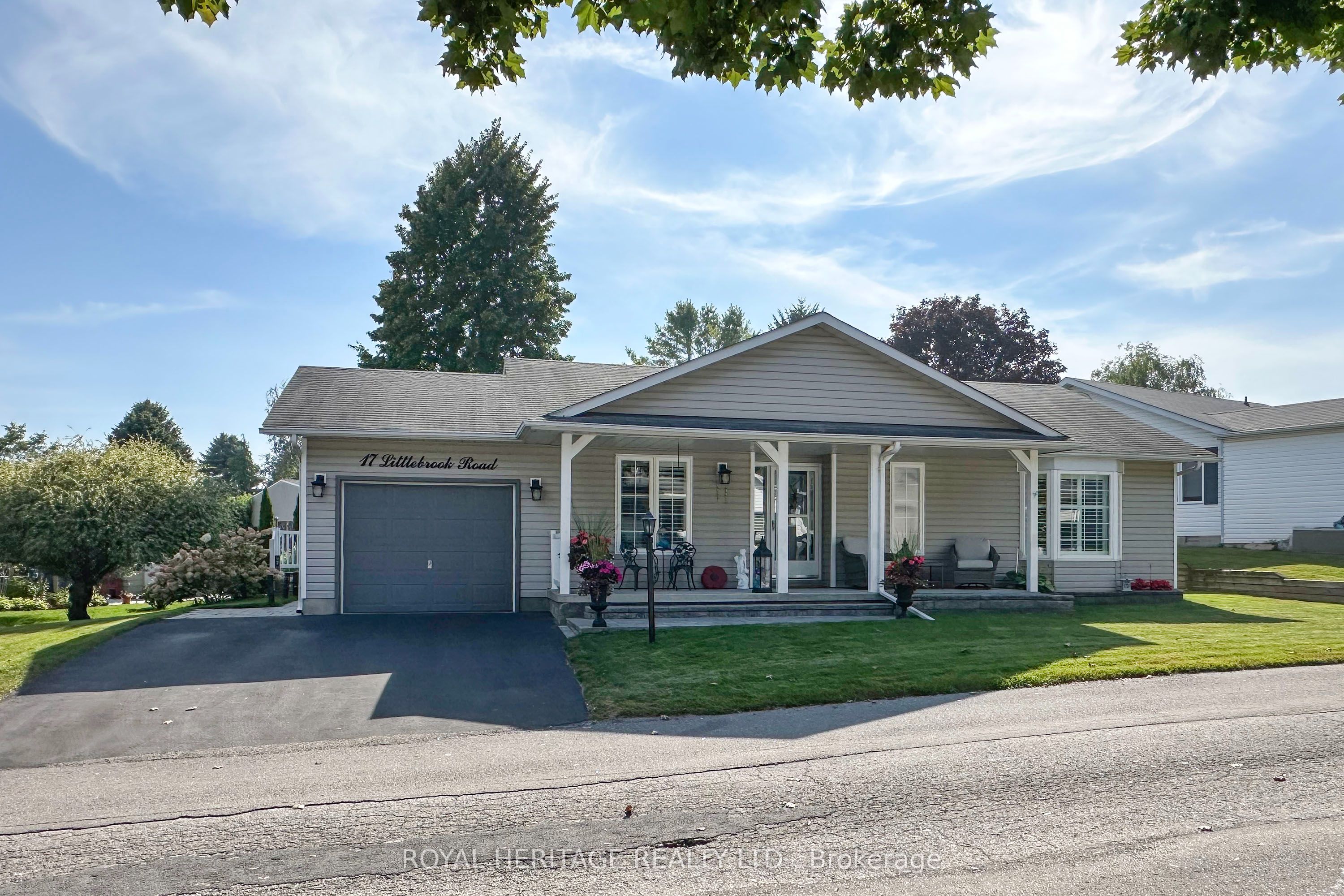 17 Littlebrook Road, Clarington, ON L1B 1A4 photo 2