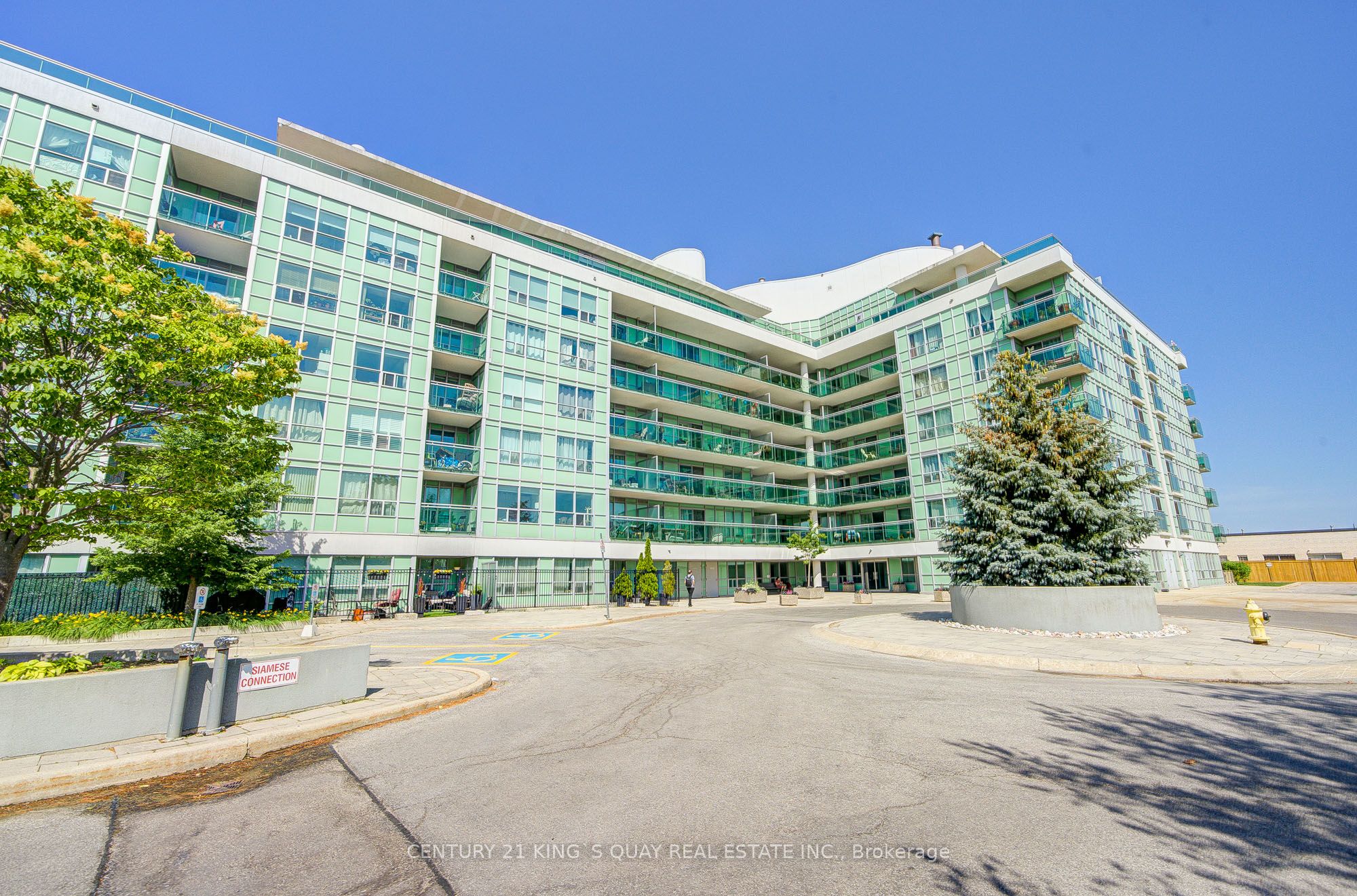 60 Fairfax Crescent 227, Toronto, ON M1L 0E1 photo 2