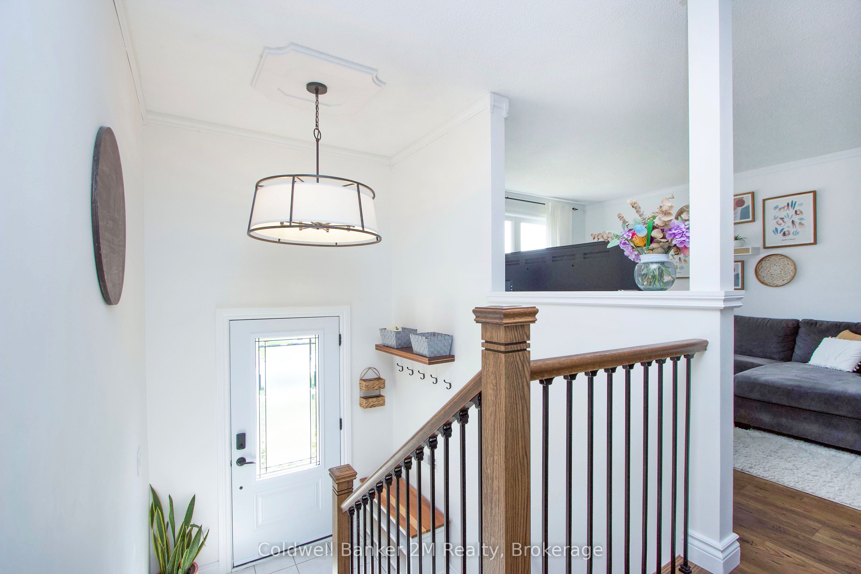 842 Saint Anne Court, Oshawa, ON L1J 7N1 photo 4