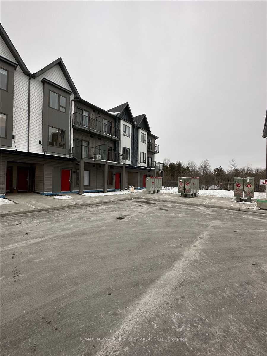 2635 William Jackson Drive 905, Pickering, ON L0H 1A0