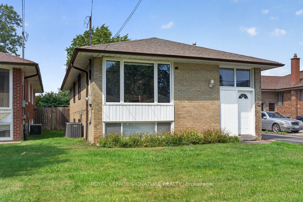 128 Trinnell Boulevard, Toronto, ON M1L 1S8 photo 3