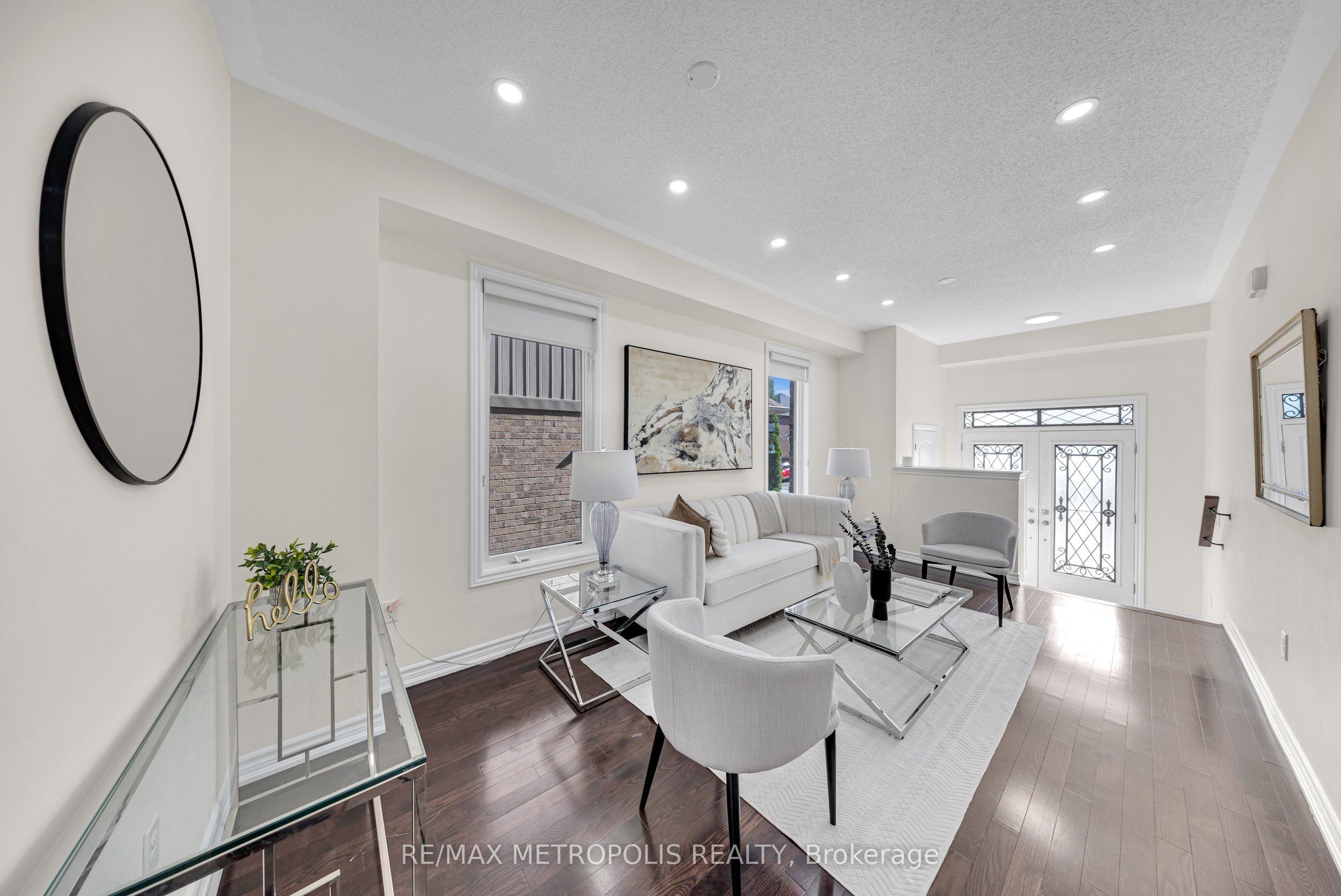 23 Gordon Cowling Street, Clarington, ON L1E 0G7 photo 4