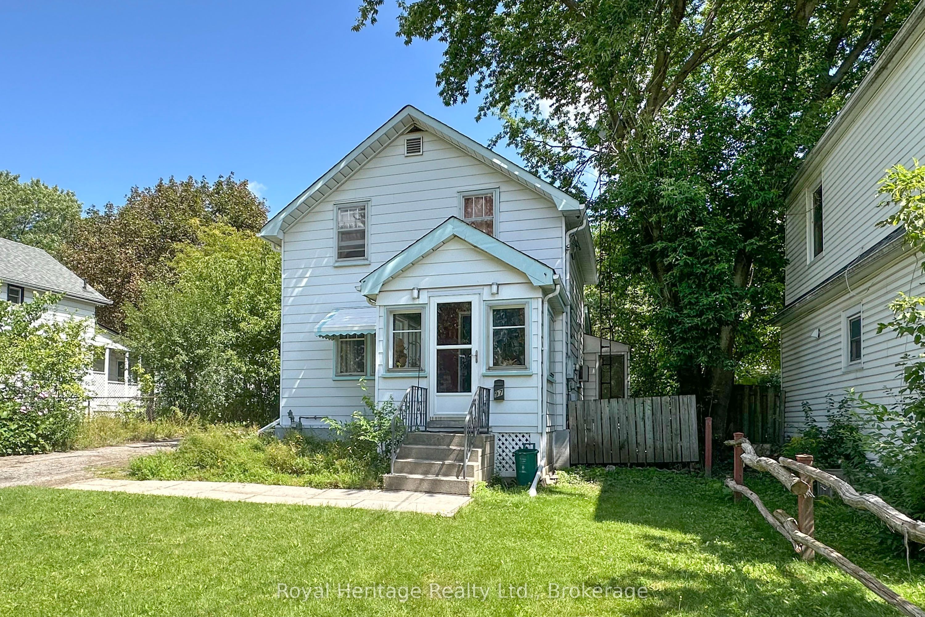 97 Westmount Street, Oshawa, ON L1J 4X2 photo 2
