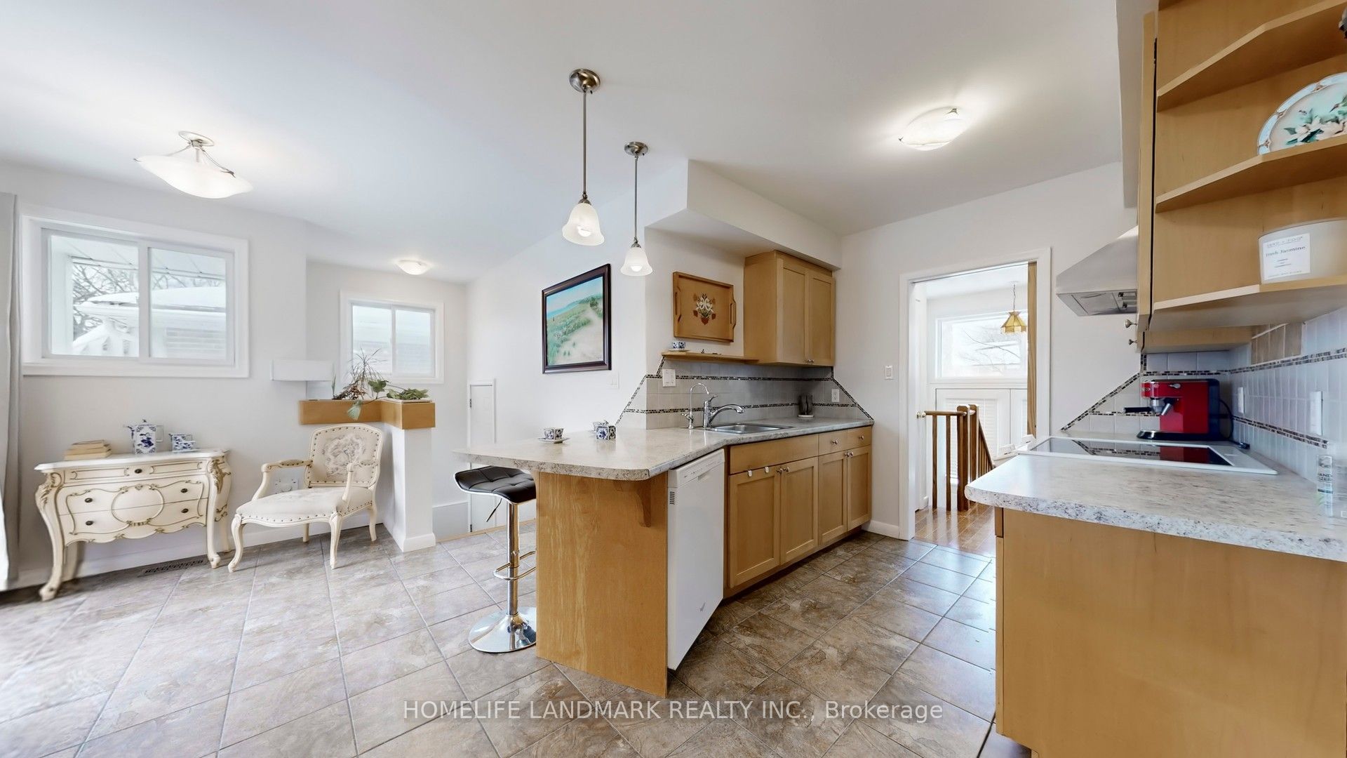 172 Sussex Street, Oshawa, ON L1G 1V9 photo 4