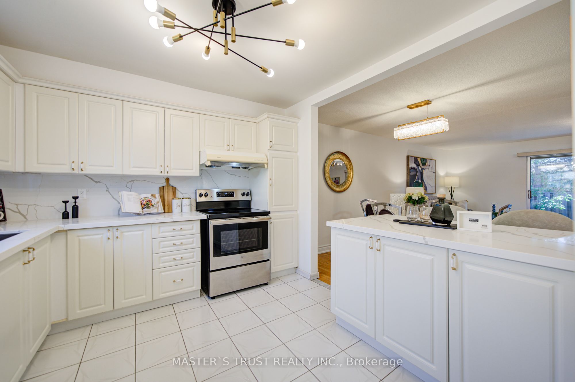 15 Brimwood Boulevard 61, Toronto, ON M1V 1E1 photo 5