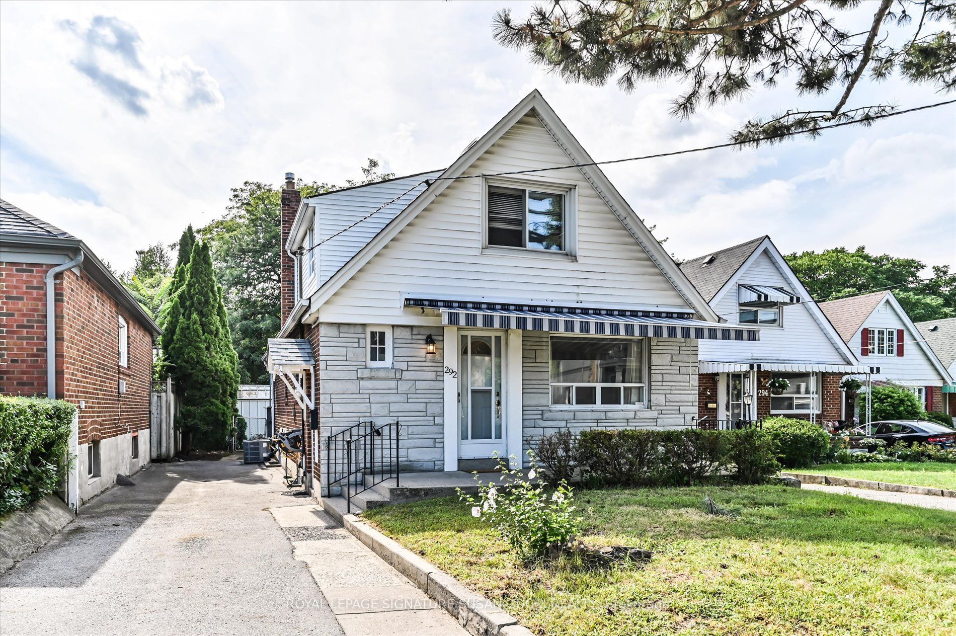 292 Glebemount Avenue, Toronto, ON M4C 3V3 photo 2
