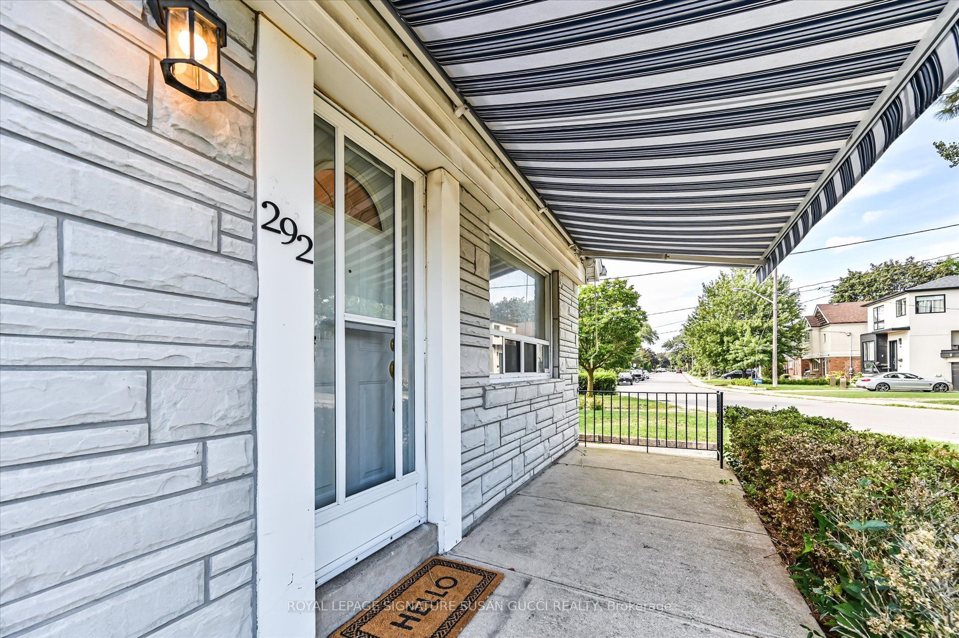 292 Glebemount Avenue, Toronto, ON M4C 3V3 photo 3