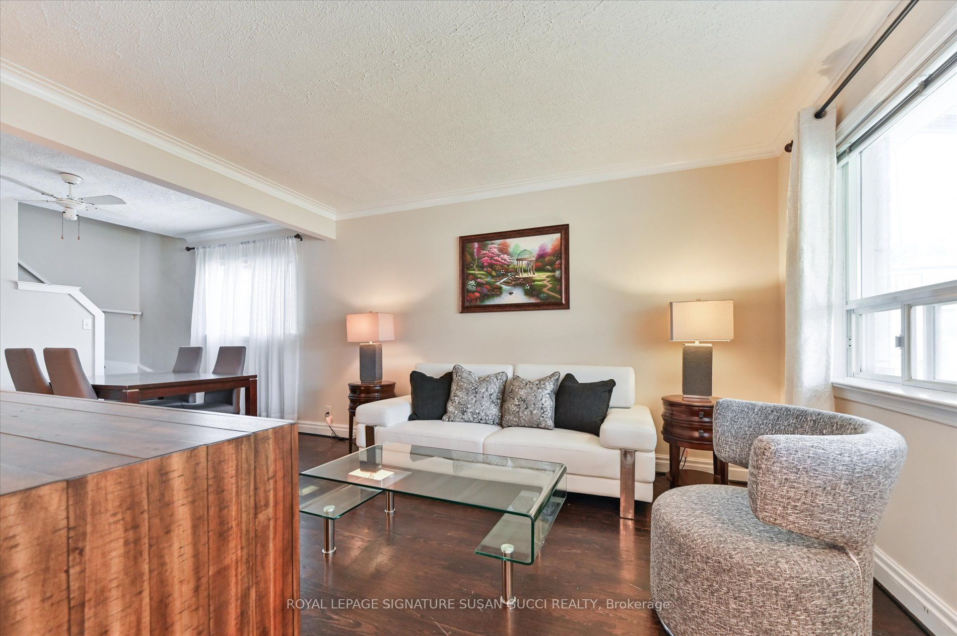 292 Glebemount Avenue, Toronto, ON M4C 3V3 photo 4