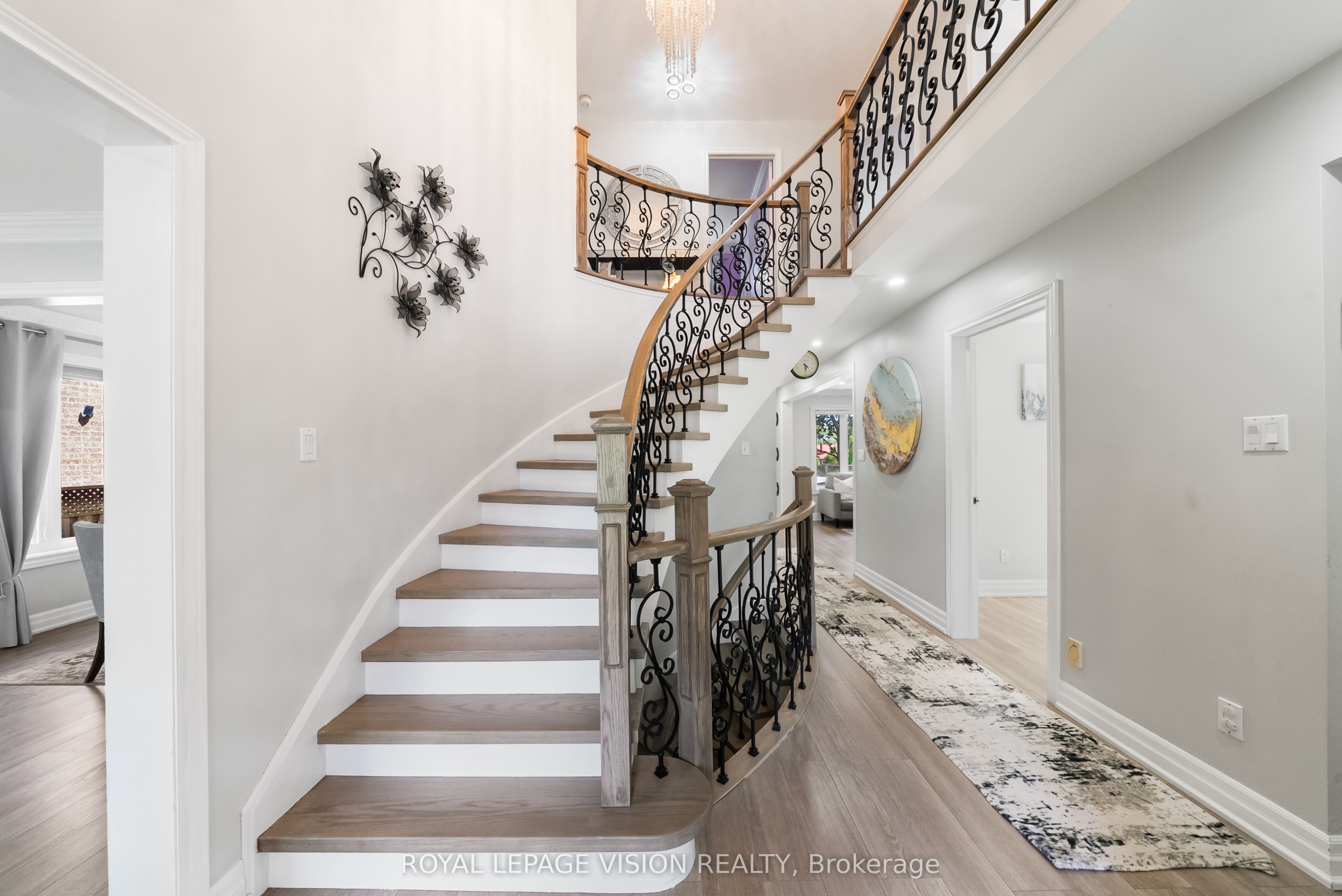 5 Anson Avenue, Toronto, ON M1M 1X2 photo 5