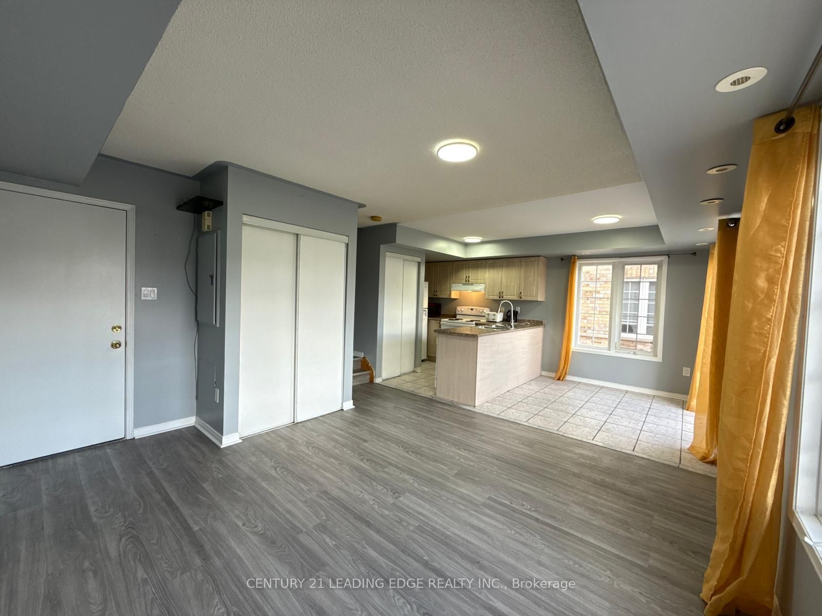 200 McLevin Avenue 115, Toronto, ON M1B 6C6 photo 5