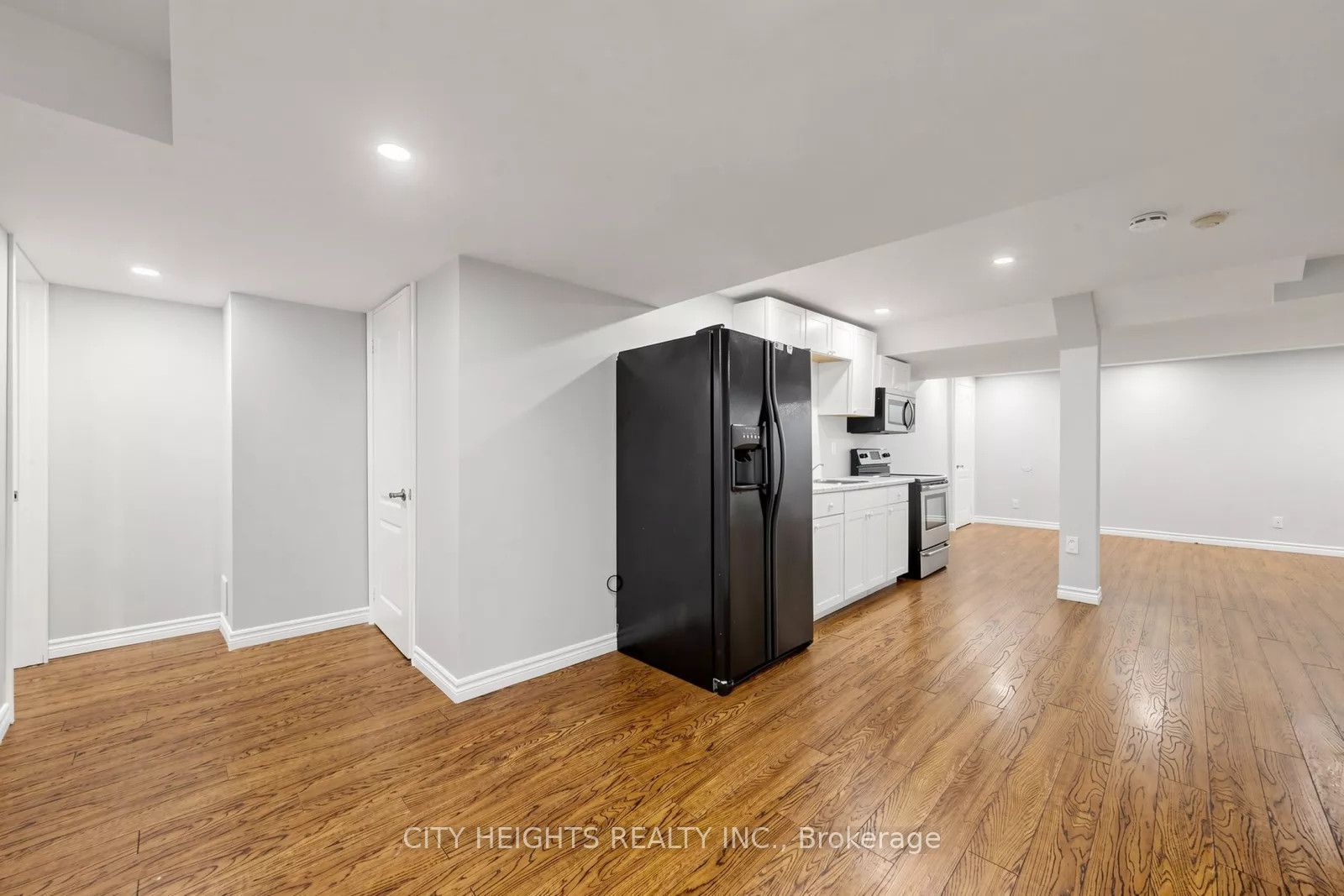 58 Bradbury Crescent Basement, Ajax, ON L1T 4G5 photo 3