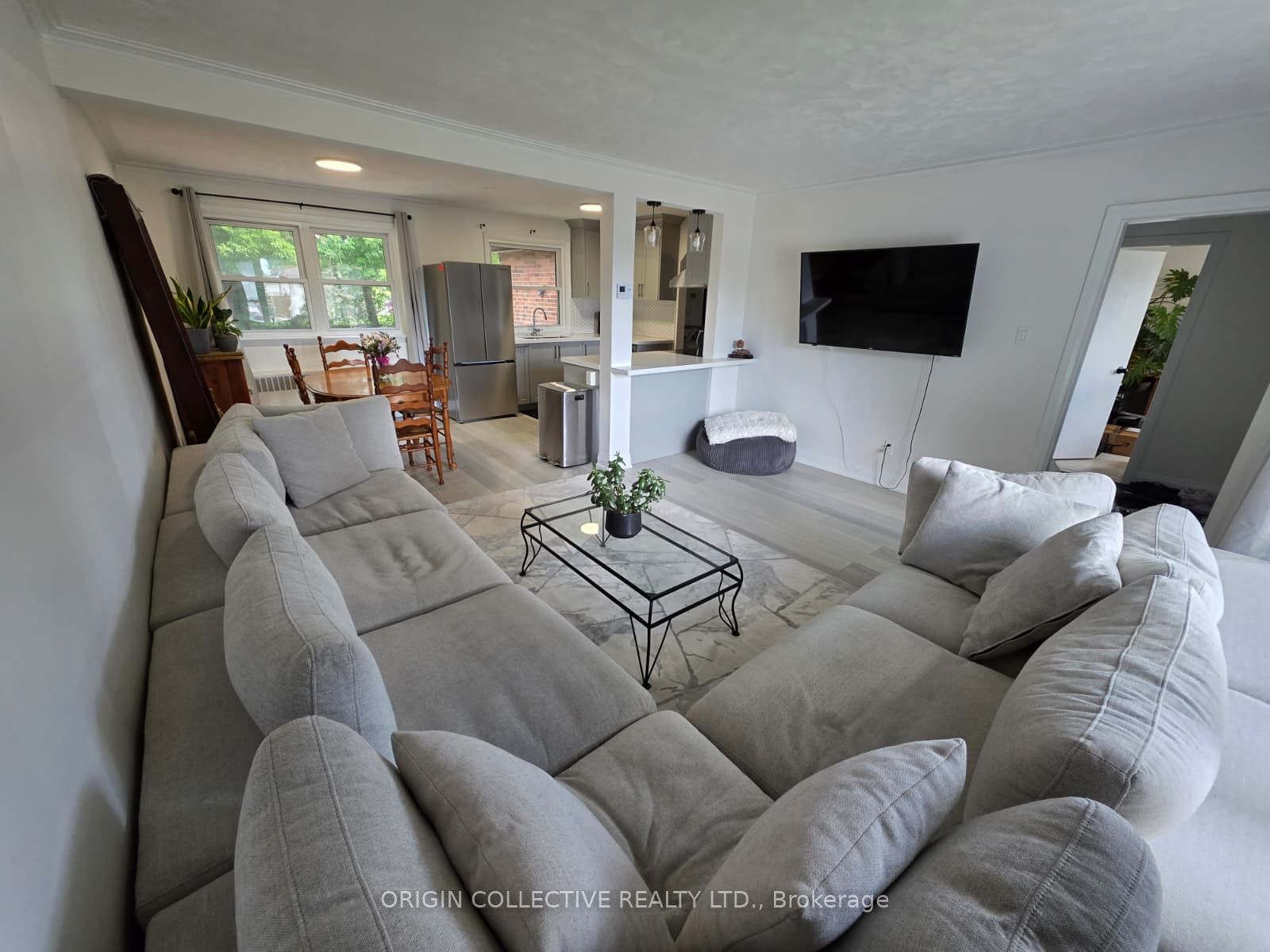 32 Marchington Circle S Upper, Toronto, ON M1R 3M4 photo 5