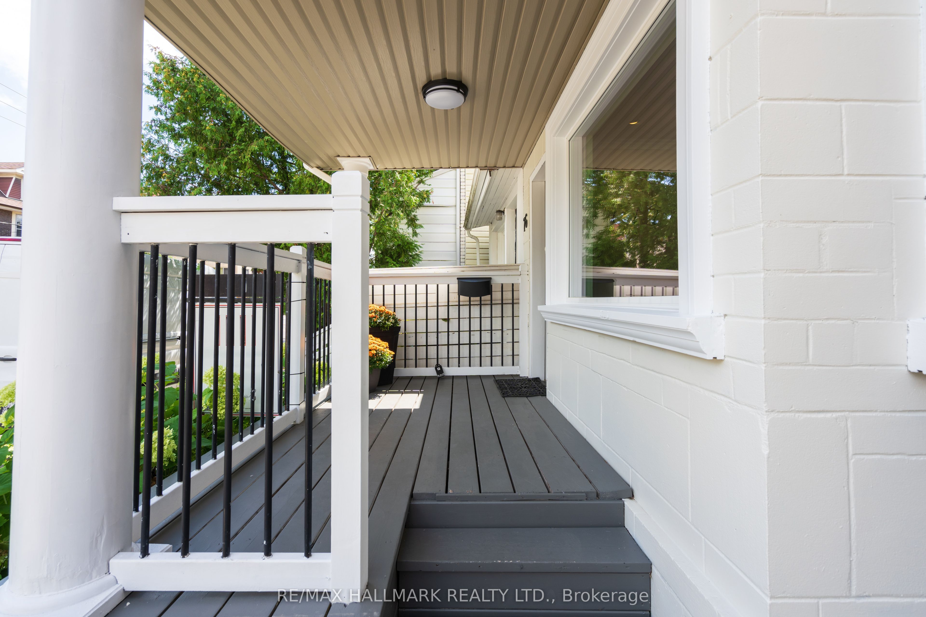 76 Pape Avenue, Toronto, ON M4M 2V6 photo 5