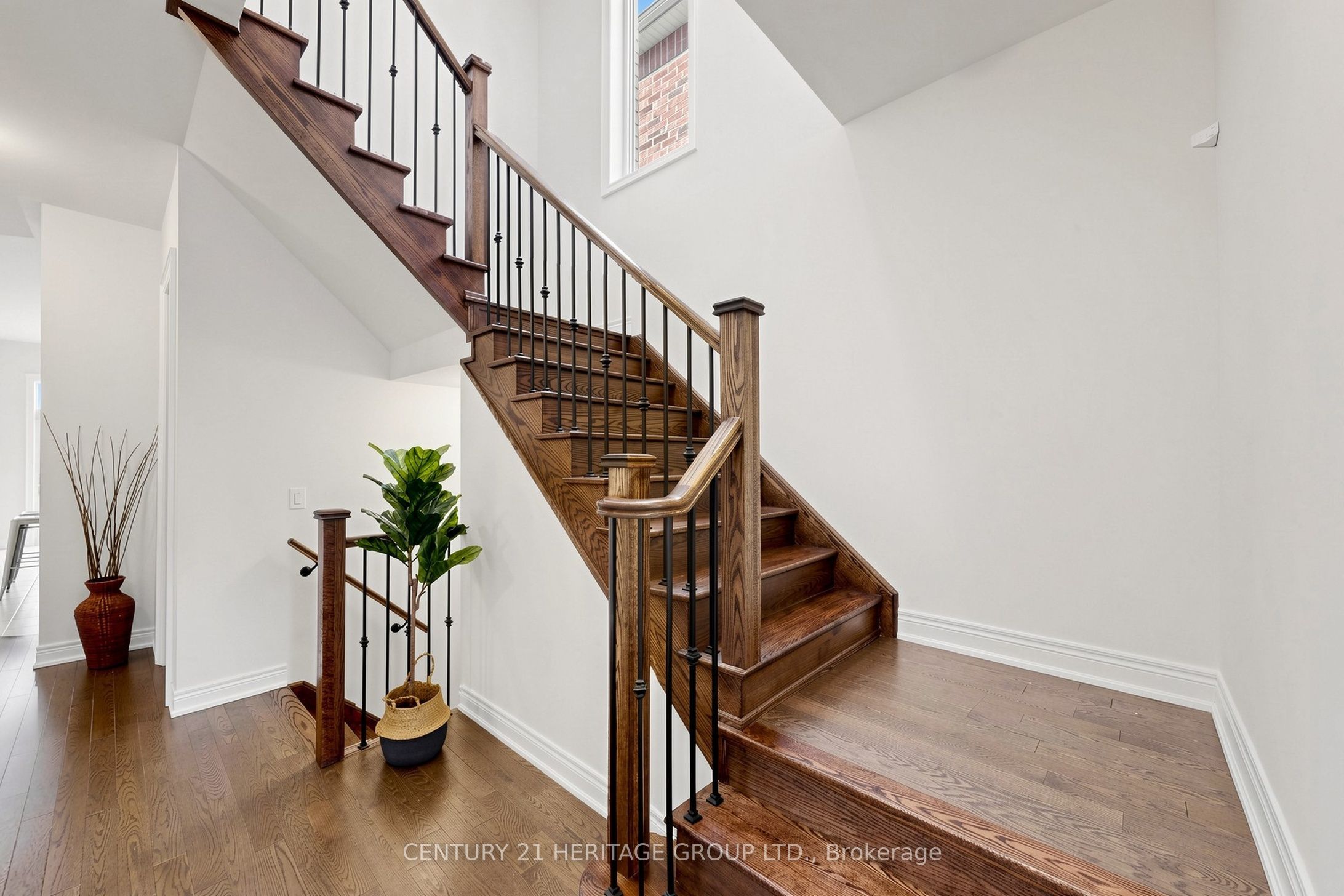 34 Micklefield Avenue, Whitby, ON L1P 0C3 photo 3