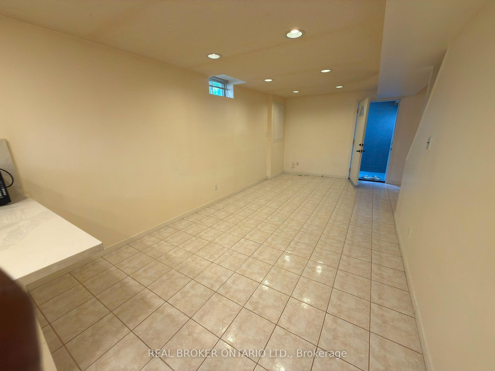 107 Dali Crescent LOWER, Toronto, ON M1B 5Y3 photo 5