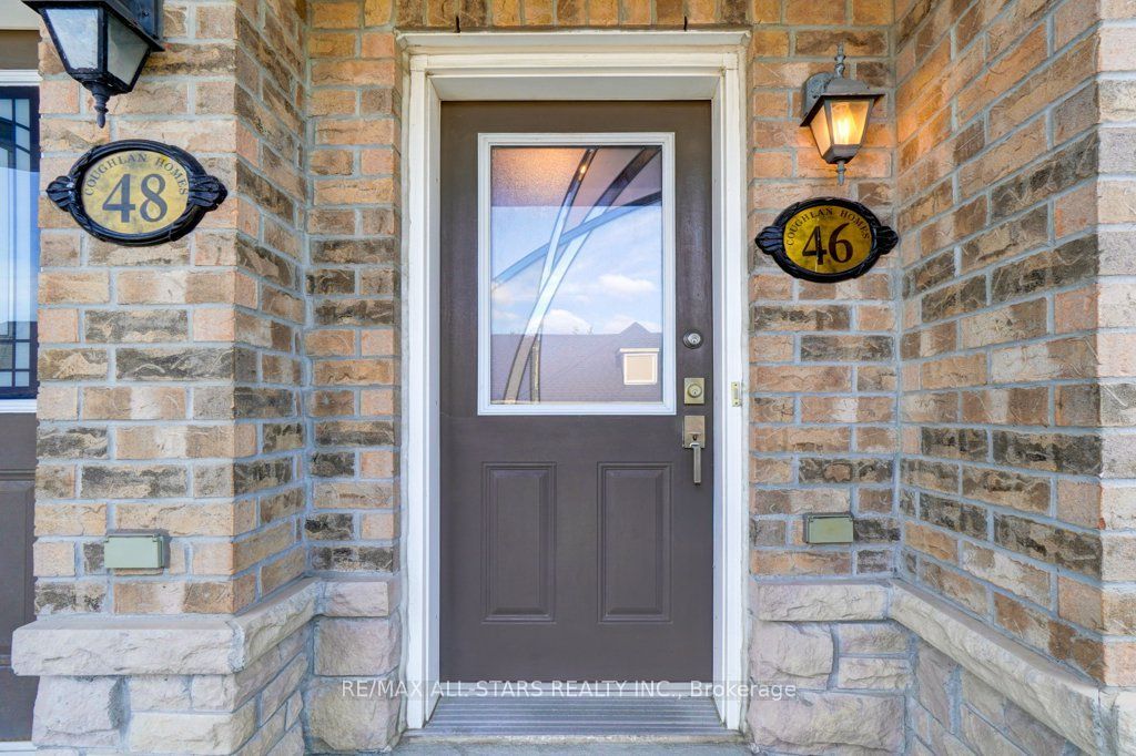 46 Lovegrove Lane 13, Ajax, ON L1S 0E7 photo 3