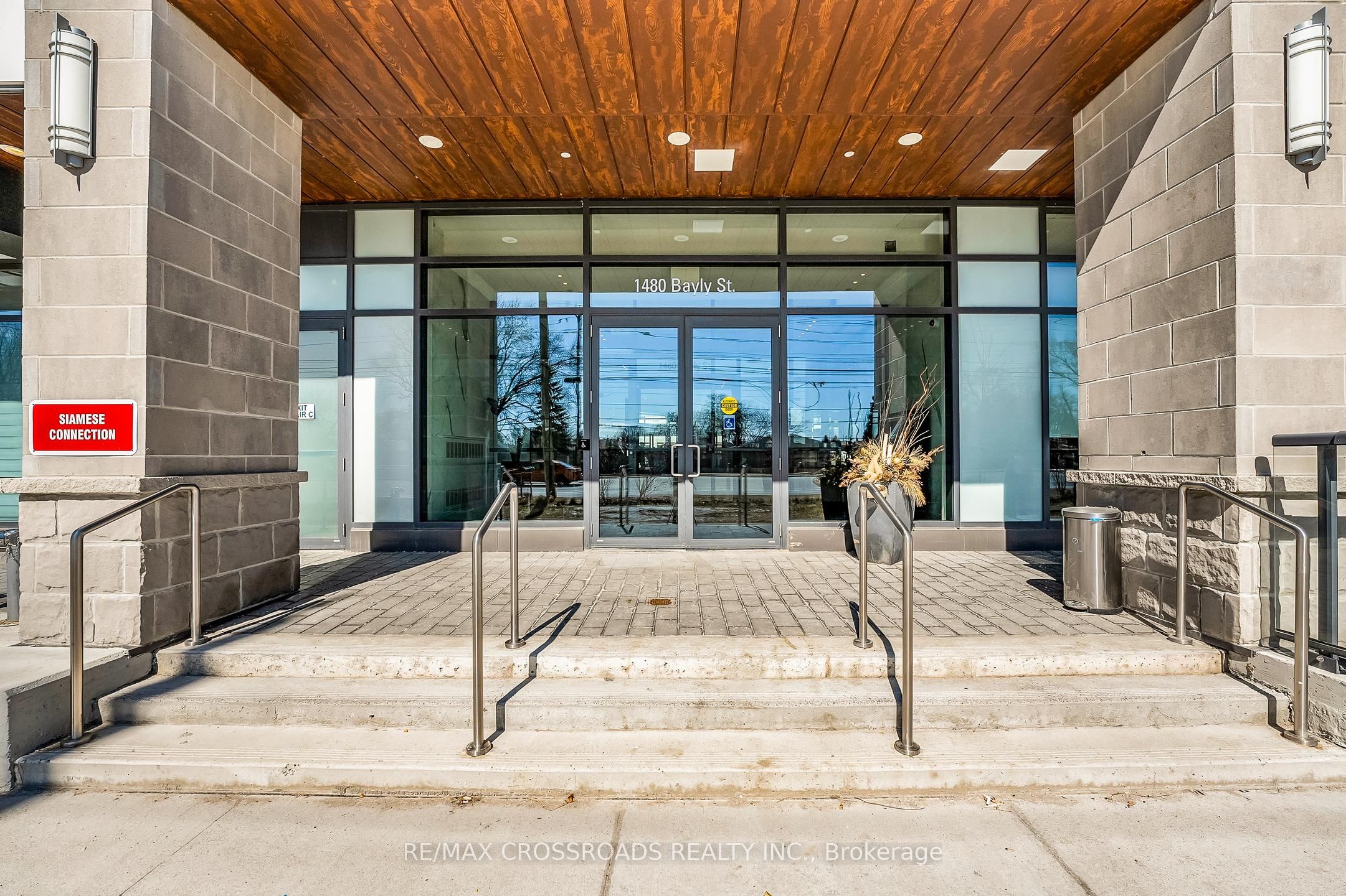 1480 Bayly Street 1411, Pickering, ON L1W 3T8 photo 4