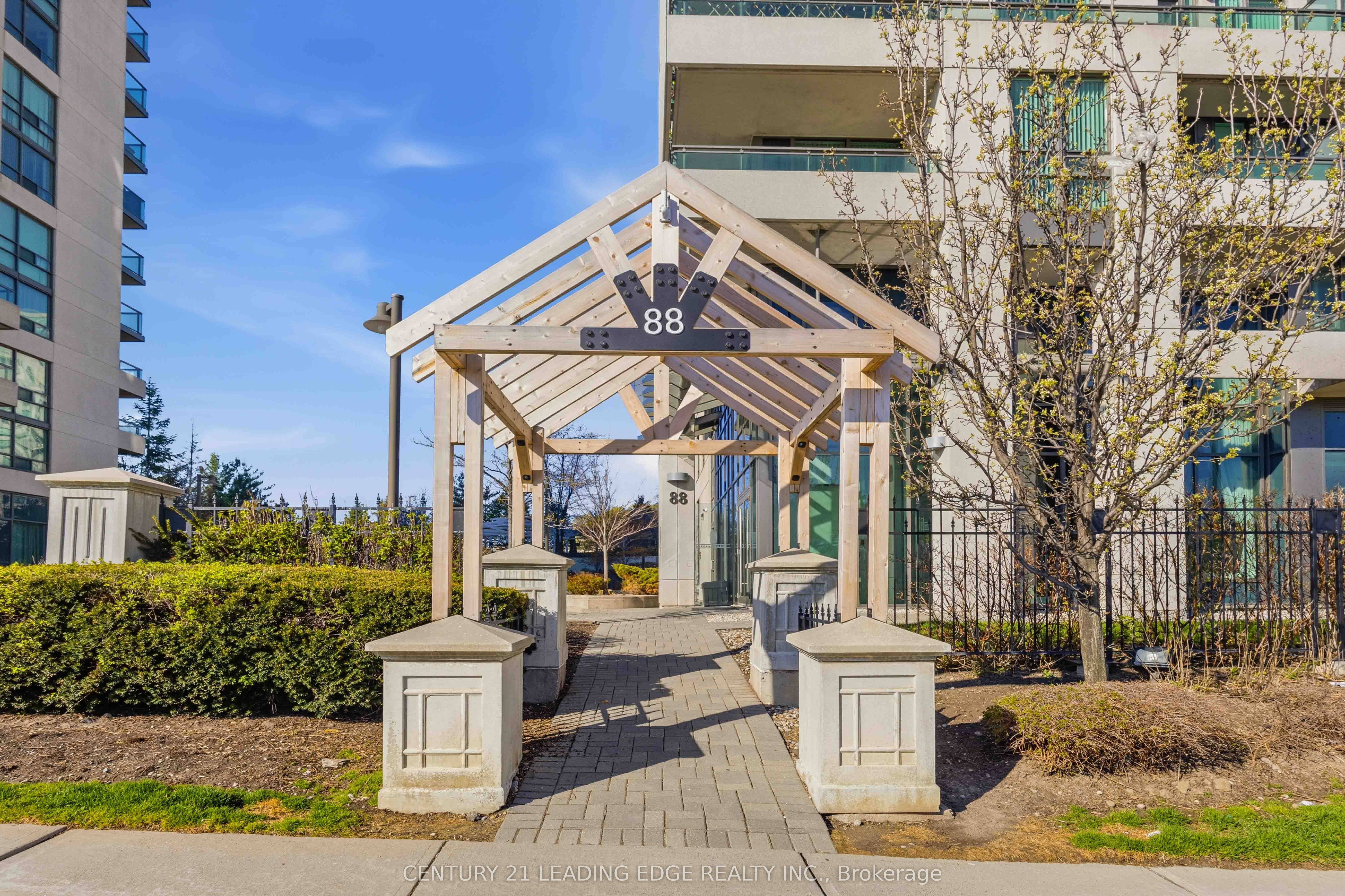 88 Grangeway Avenue 1109, Toronto, ON M1H 0A2 photo 2