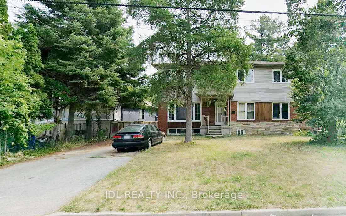 57 Gladys Rd Road Bedroom, Toronto, ON M1C 1C7