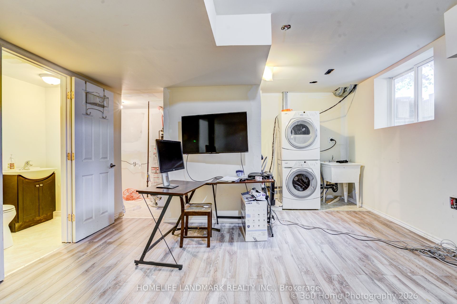 736 Kingston Road 3, Toronto, ON M4E 1R7 photo 4