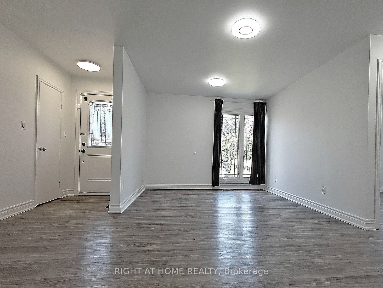 45 Prince Street Main Floor, Clarington, ON L1C 1G4 photo 5