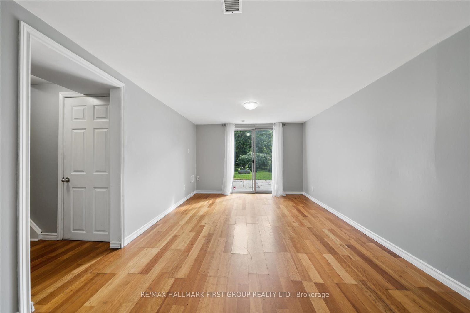 531 Harmony Road S, Oshawa, ON L1H 6V4 photo 5