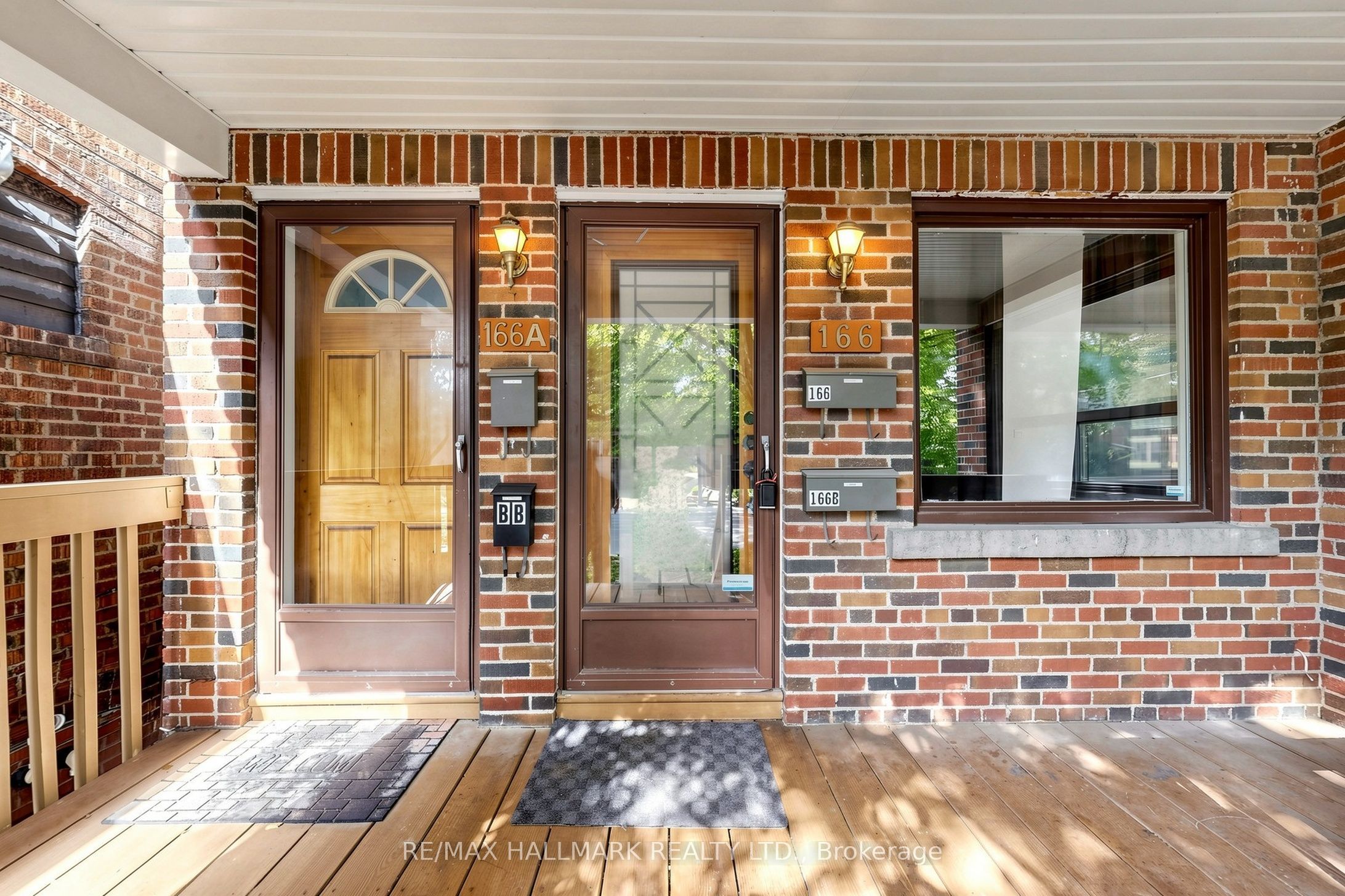 166 Cambridge Avenue Main, Toronto, ON M4K 2L9 photo 4