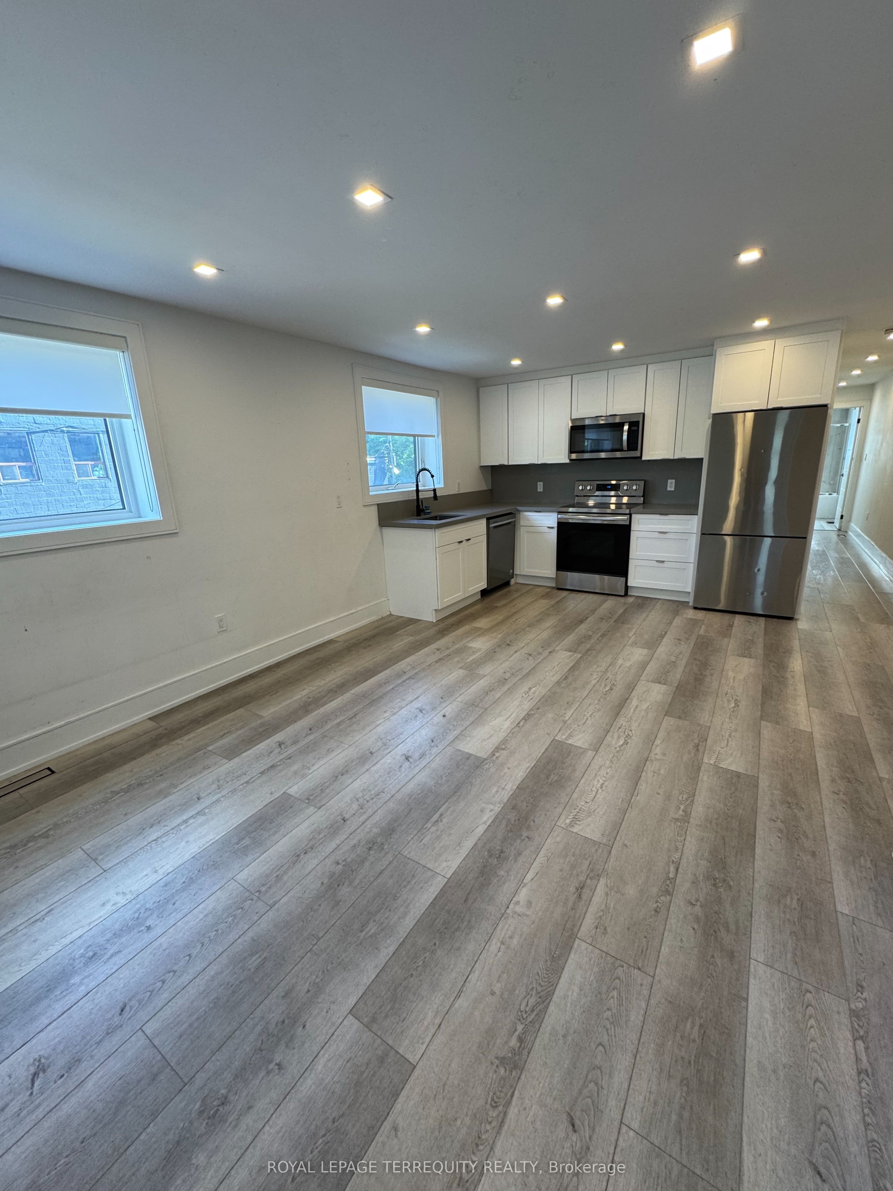 200 Munro Street 2, Toronto, ON M4M 2C2 photo 4