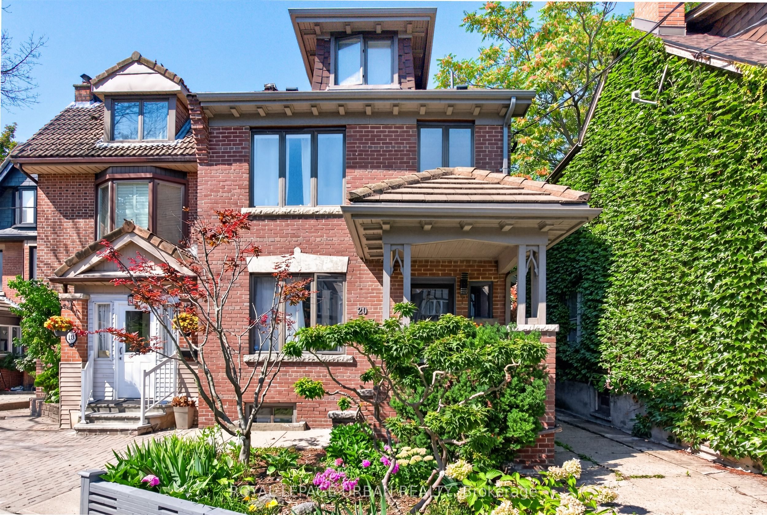 20 Cambridge Avenue, Toronto, ON M4K 2L1 photo 3