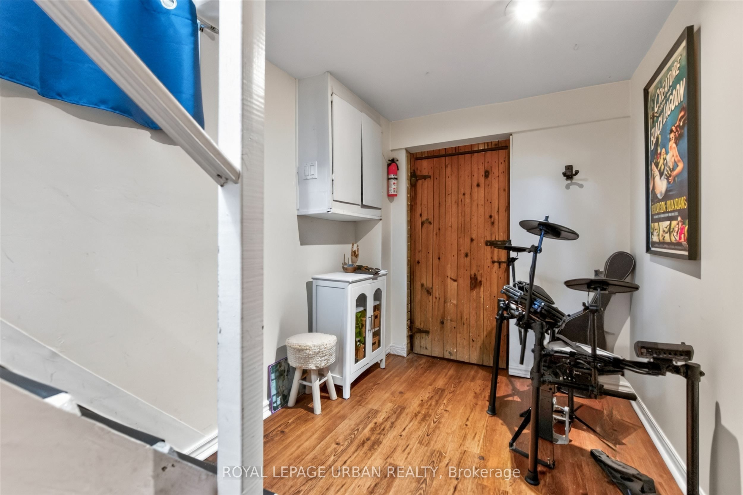 20 Cambridge Avenue, Toronto, ON M4K 2L1 photo 5