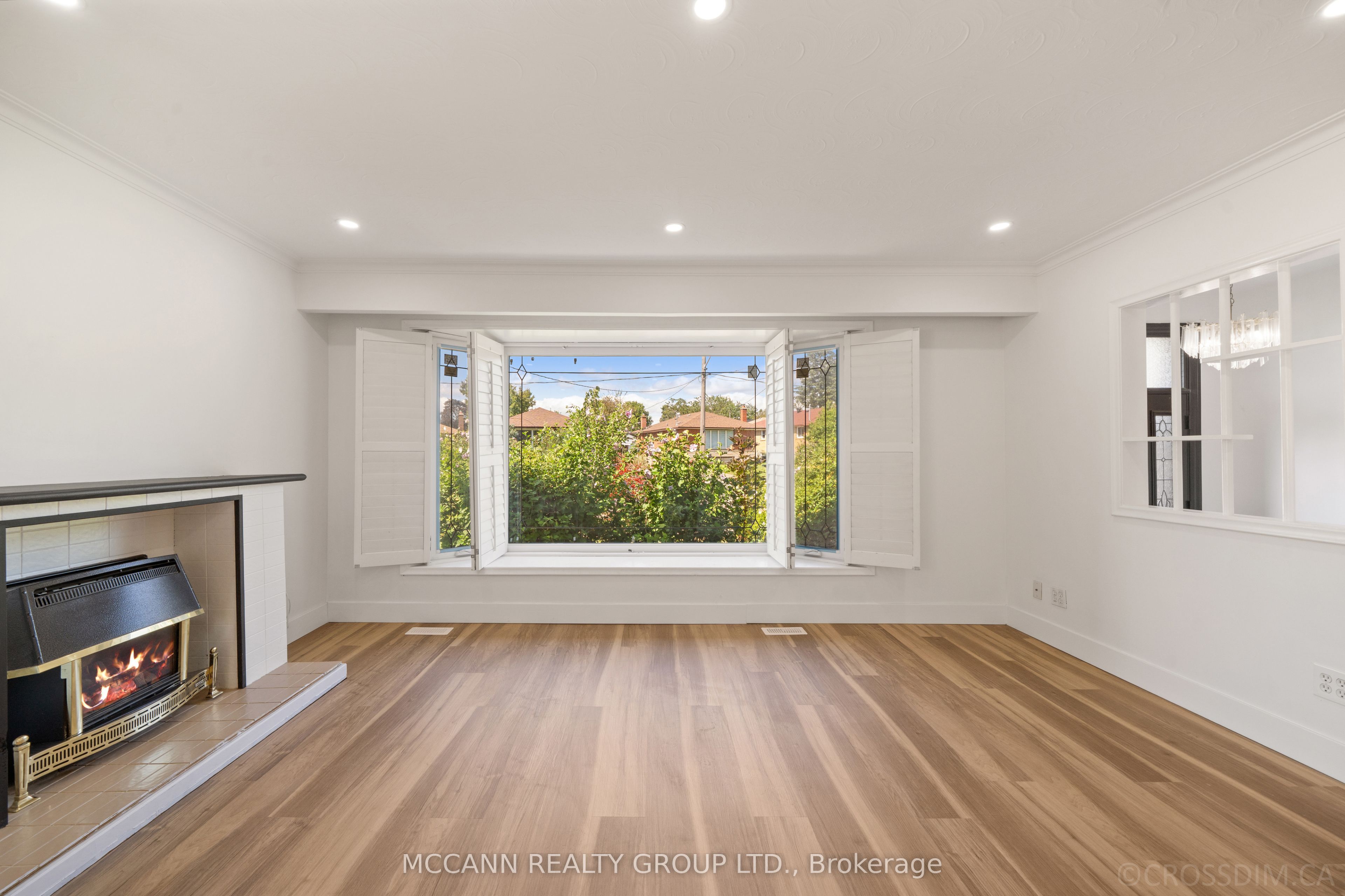 17 Barlow Road E, Toronto, ON M1G 2B5 photo 5