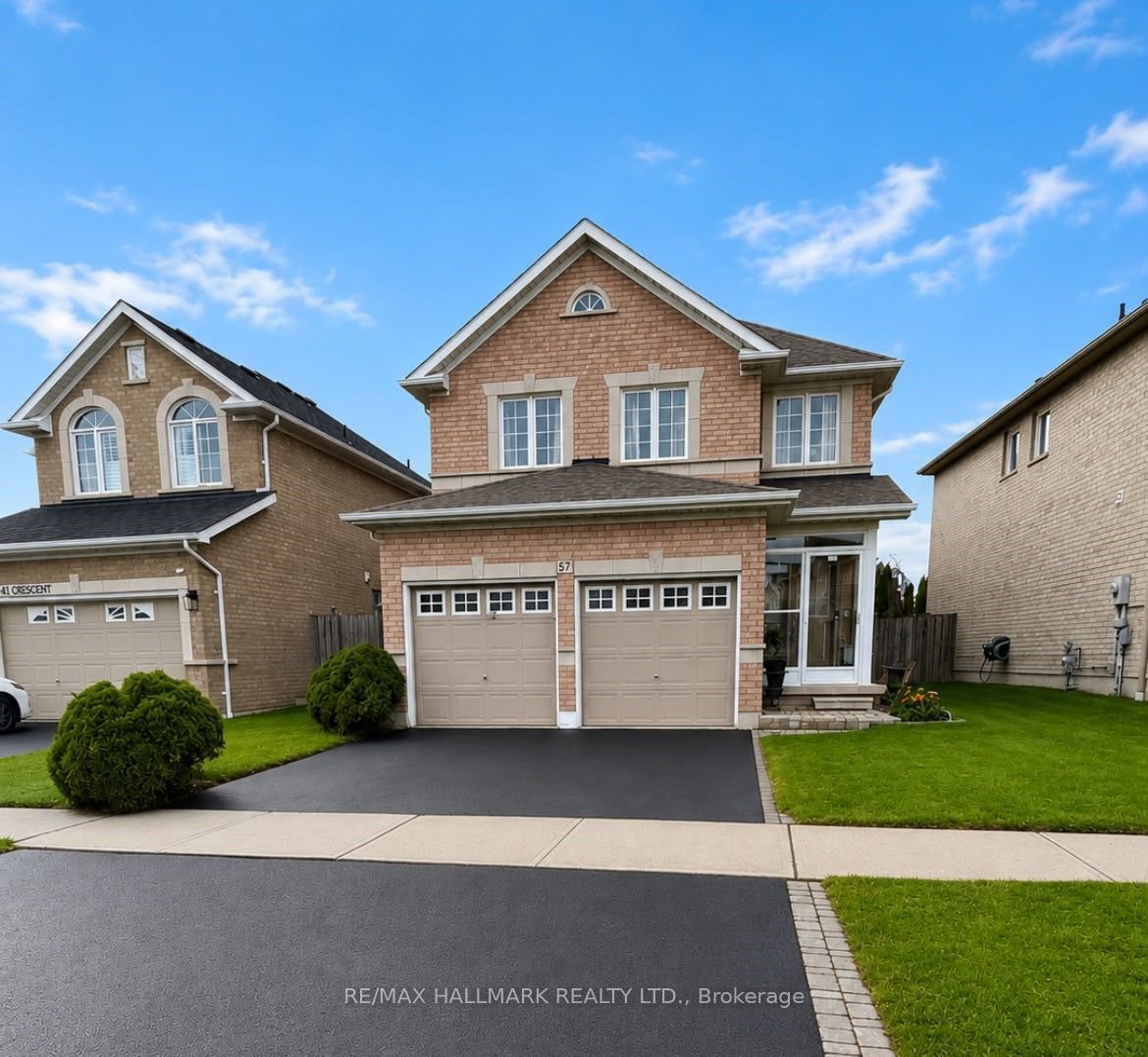57 Treen Crescent, Whitby, ON L1R 3C8