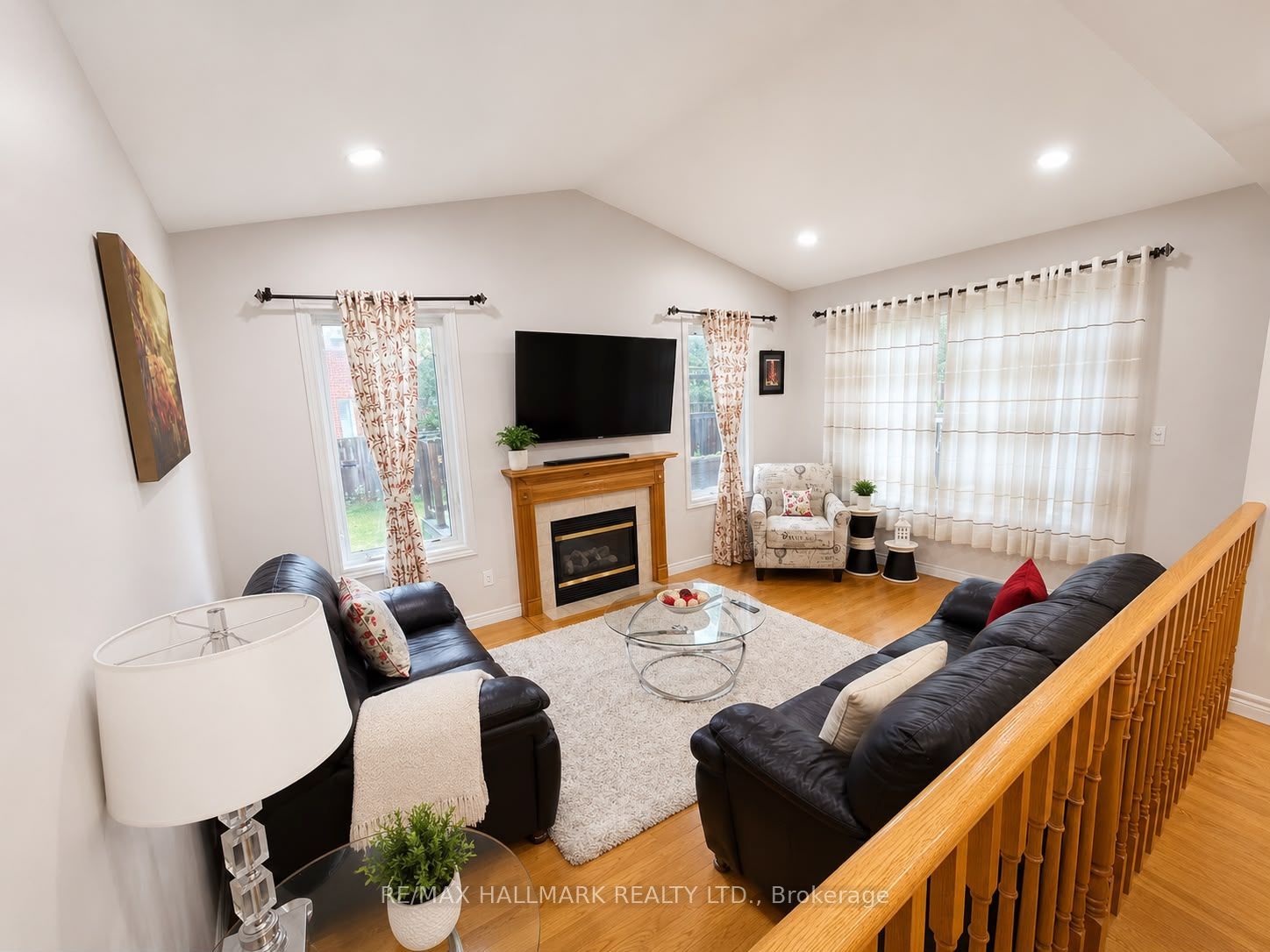 57 Treen Crescent, Whitby, ON L1R 3C8 photo 5