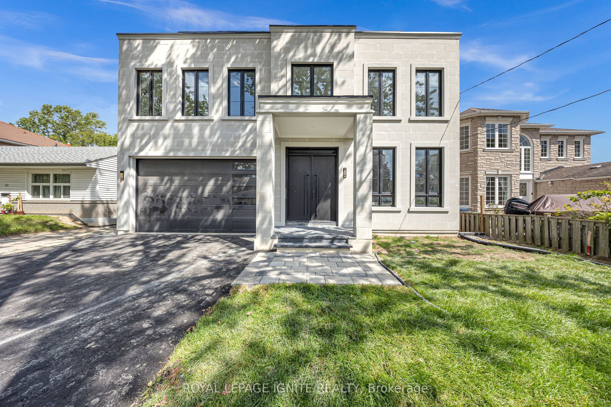 15 Deblyn Drive E, Toronto, ON M1S 1J4